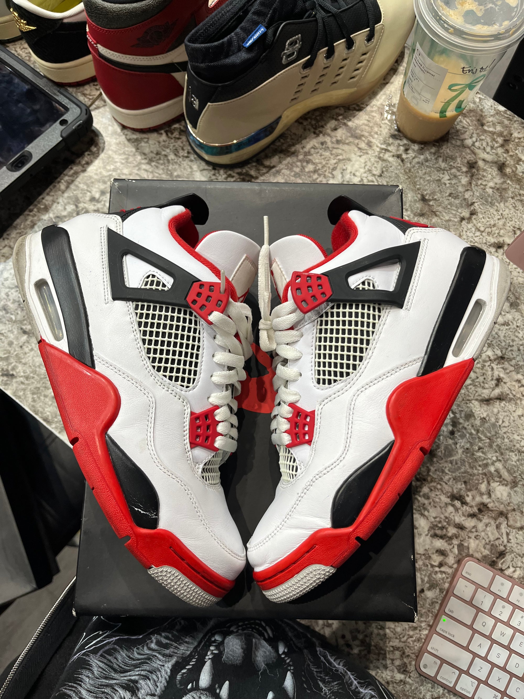 Jordan 4 Retro Fire Red (2020)