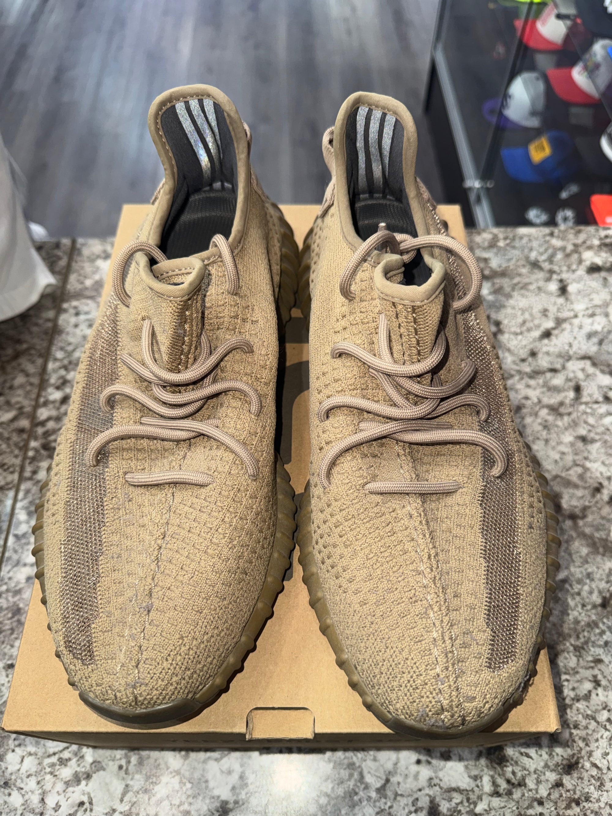 adidas Yeezy Boost 350 V2 Earth