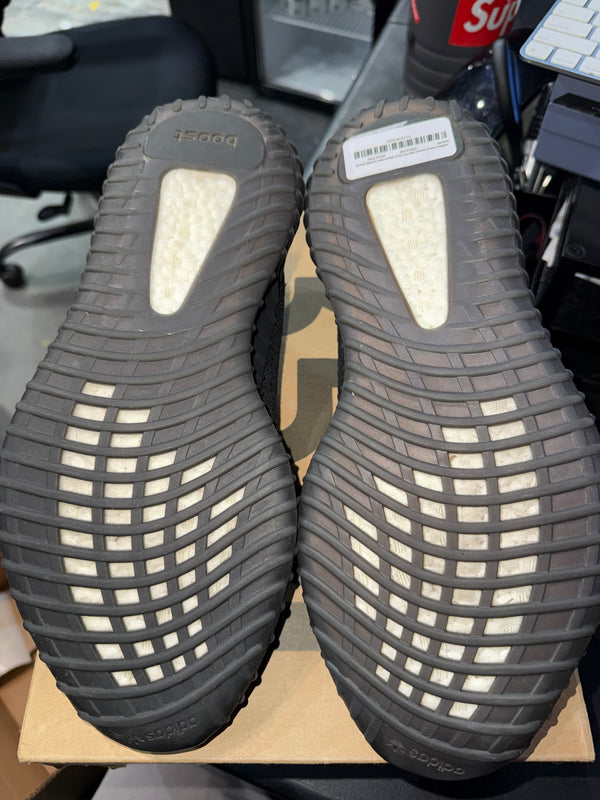 adidas Yeezy Boost 350 V2 Core Black Red (YARD SALE)
