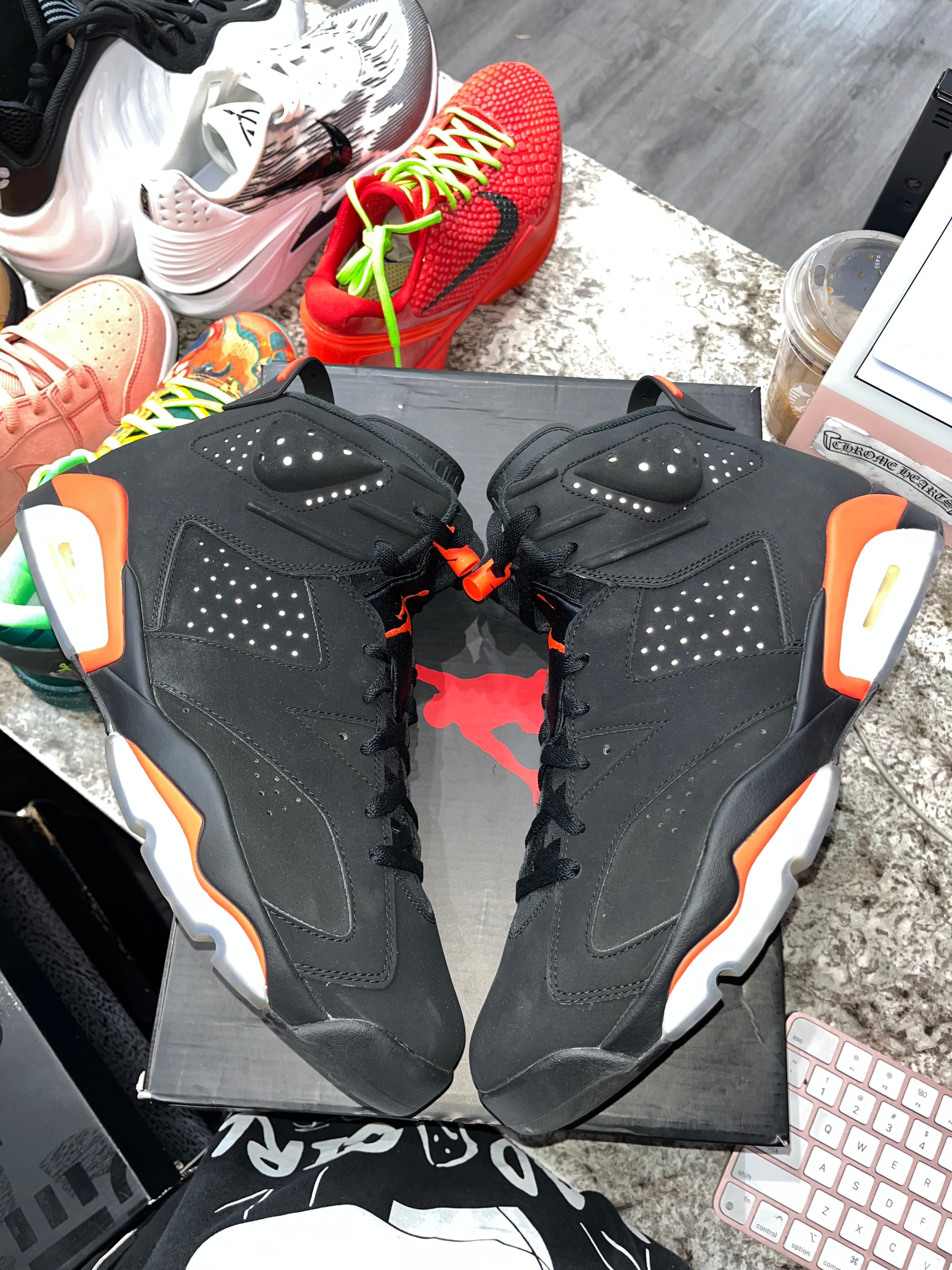 Jordan 6 Retro Black Infrared (2019)