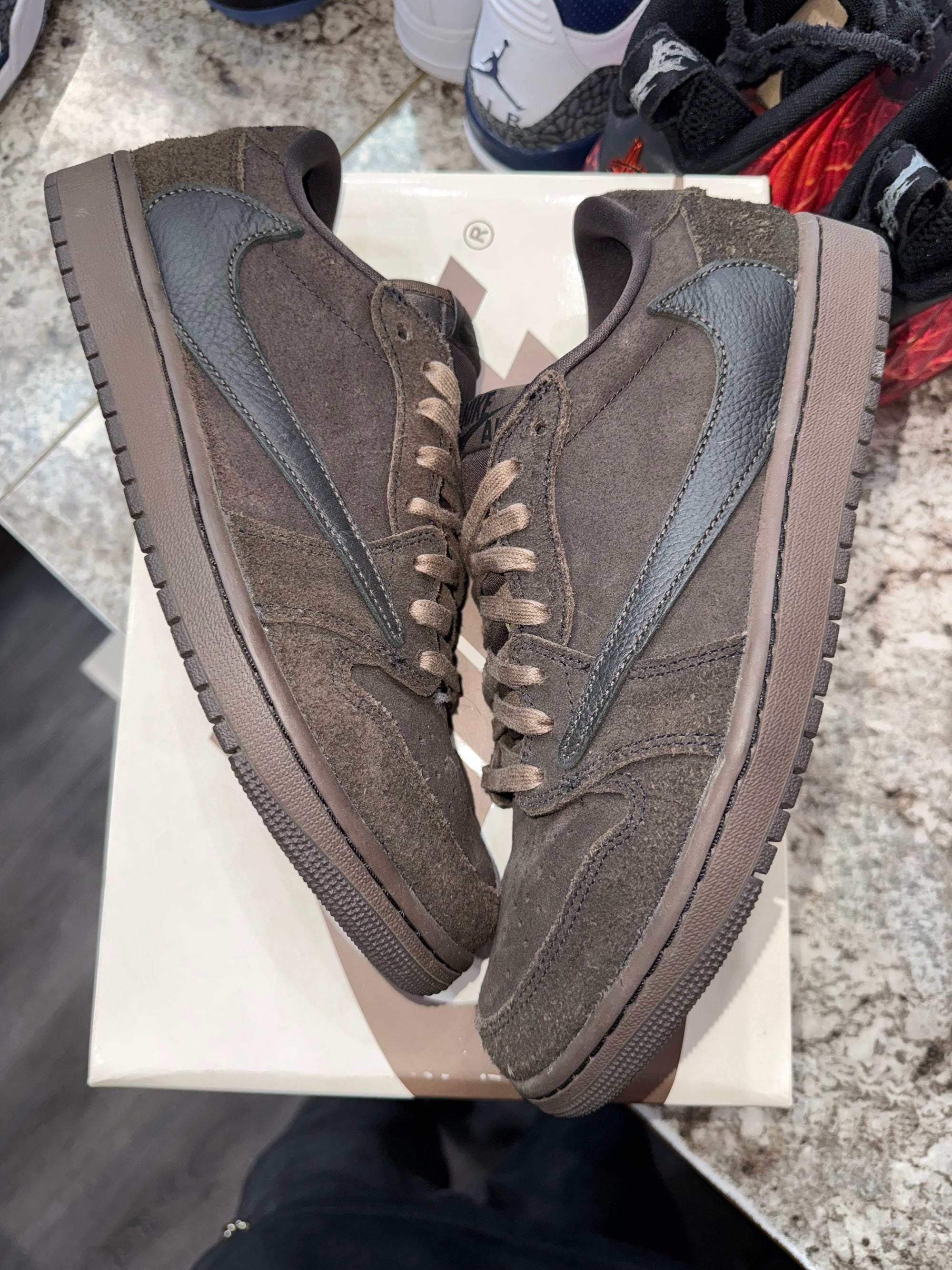 Jordan 1 Retro Low OG SP Travis Scott Velvet Brown