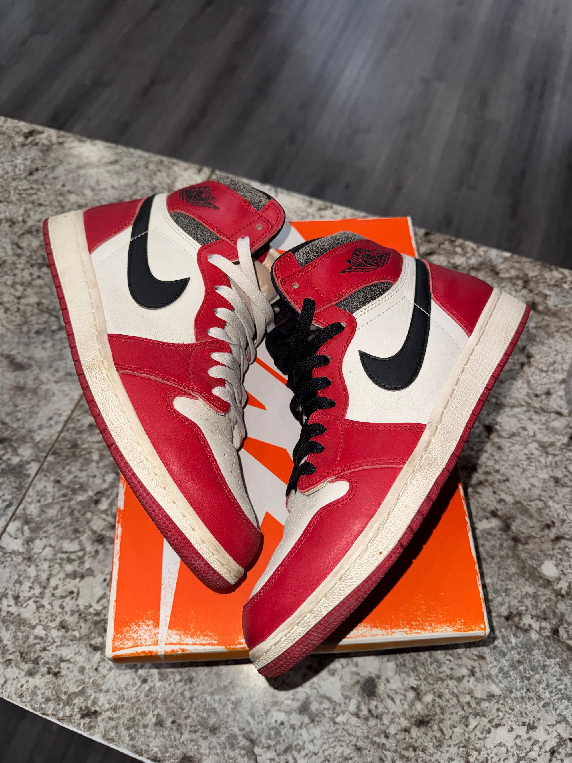 Jordan 1 Retro High OG Chicago Lost and Found