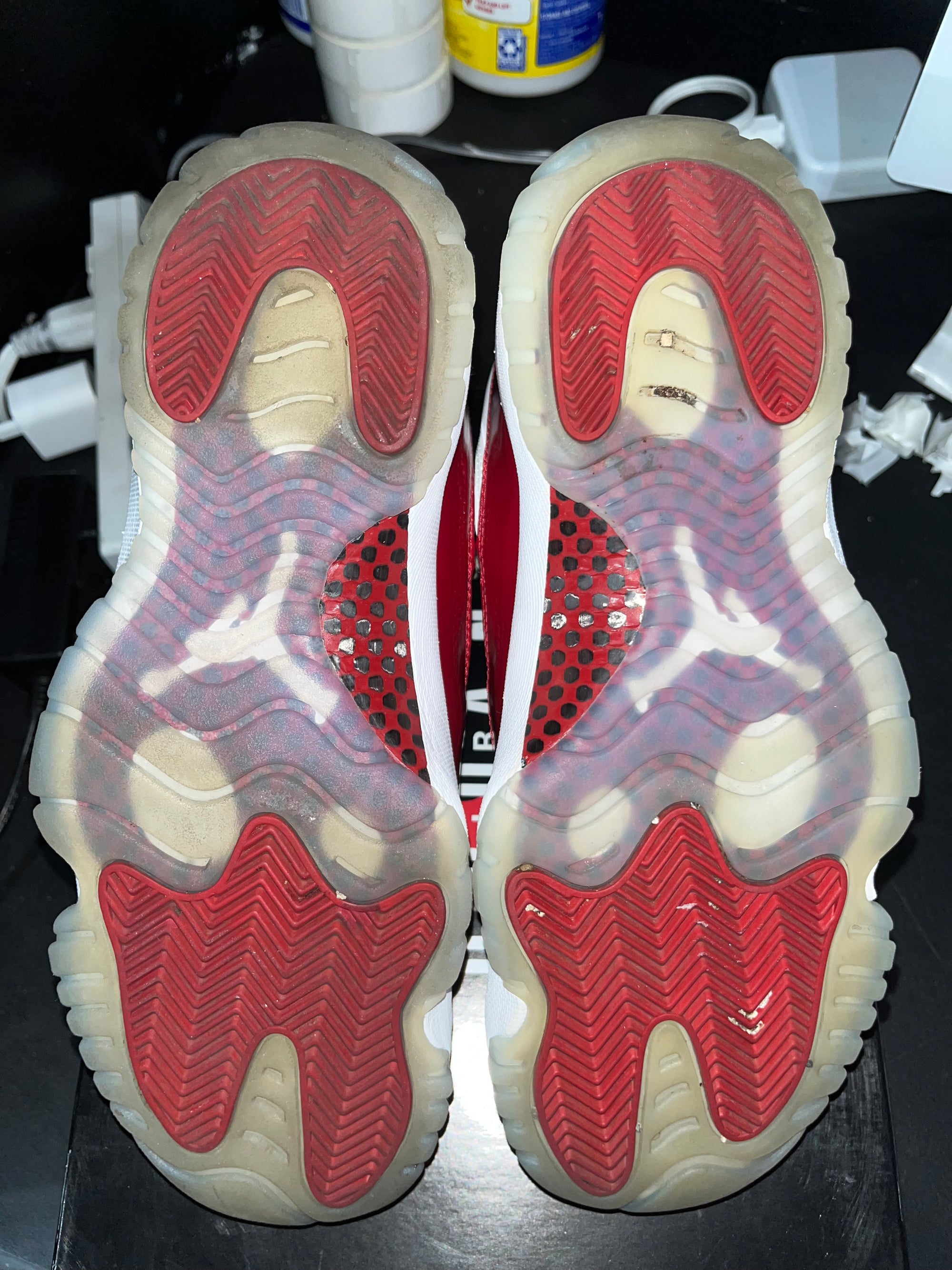 Jordan 11 Retro Cherry (2022)