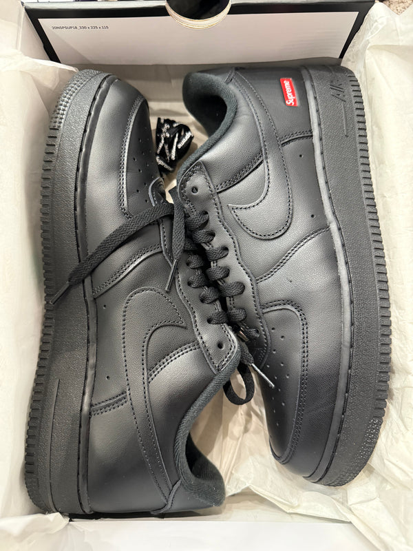Nike Air Force 1 Low Supreme Black