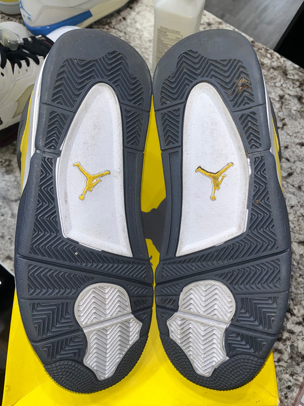 Jordan 4 Retro Lightning (2021)