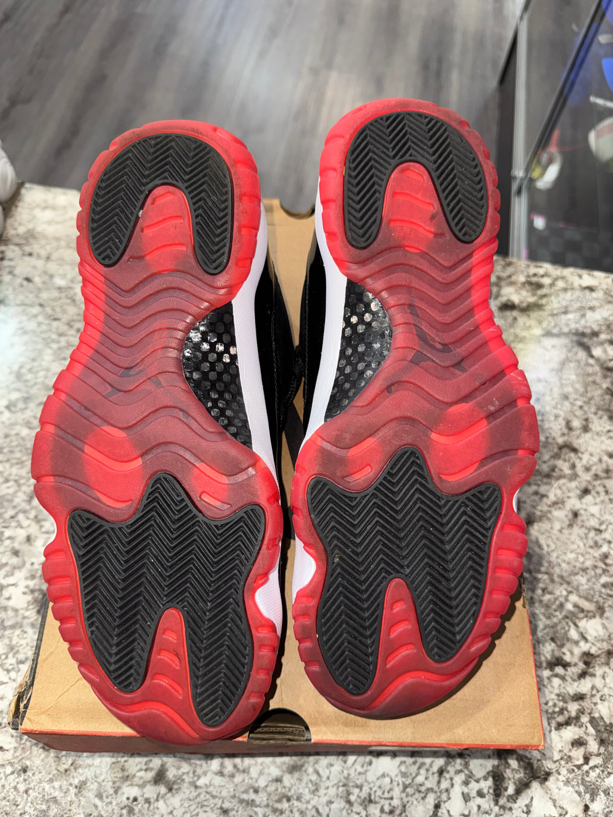Jordan 11 Retro Low Bred (2025)