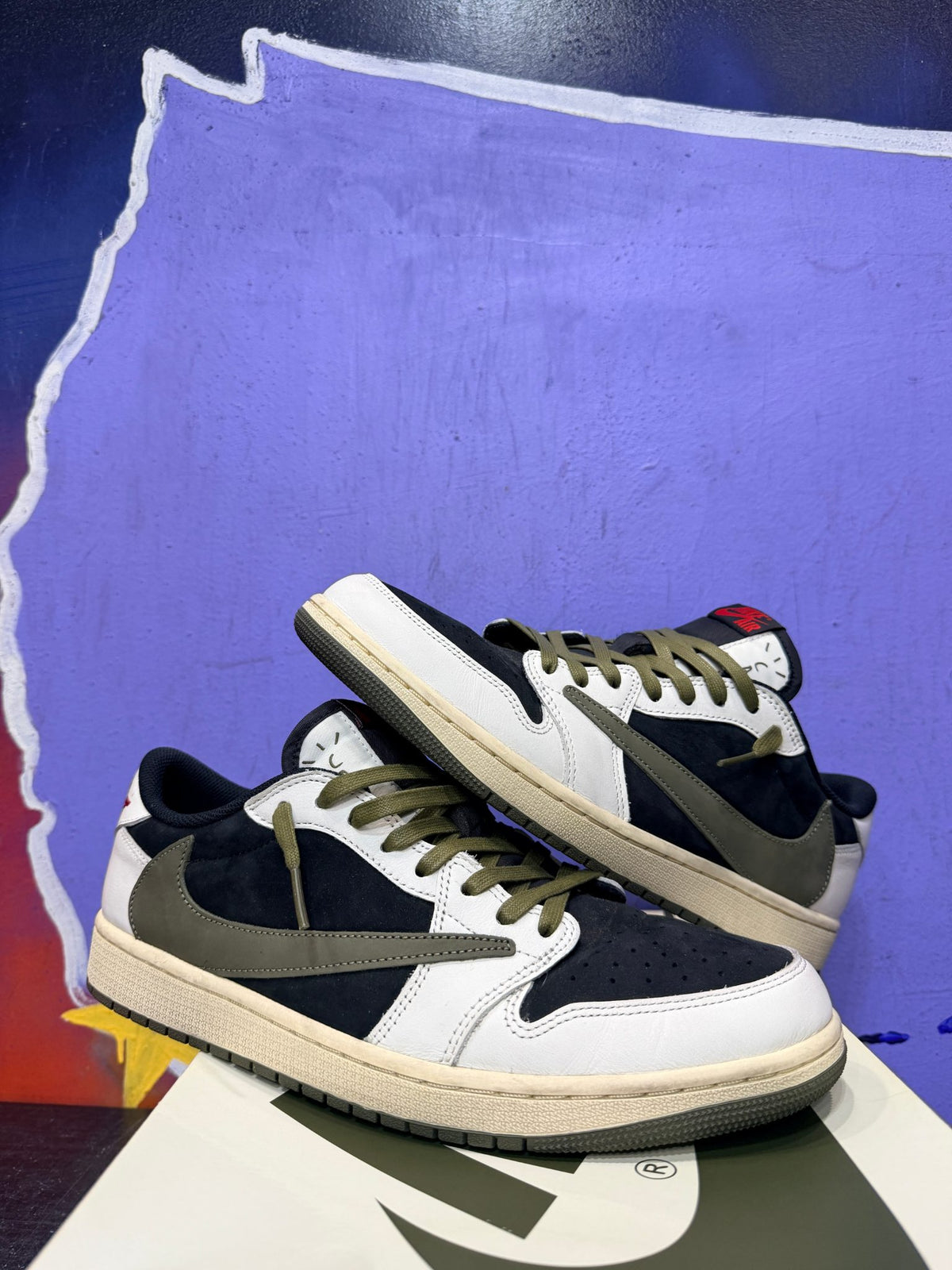 Jordan 1 Retro Low OG SP Travis Scott Olive (Women's)