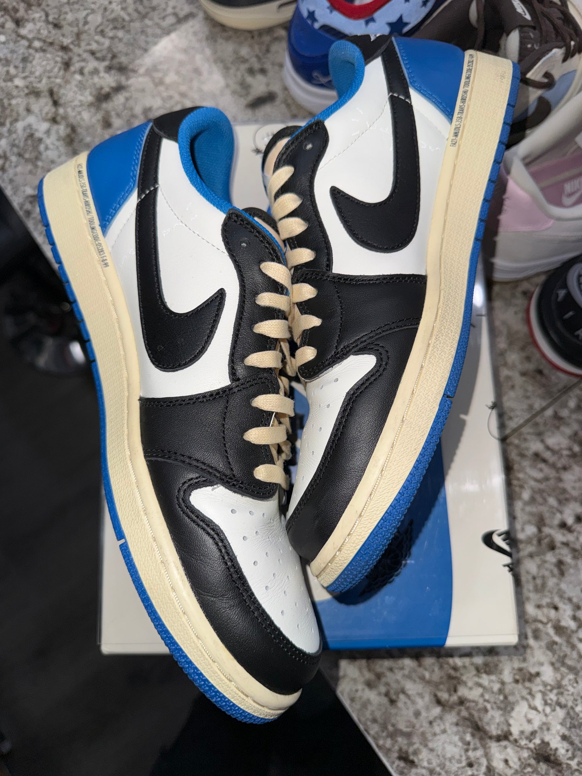 Jordan 1 Retro Low OG SP Fragment x Travis Scott