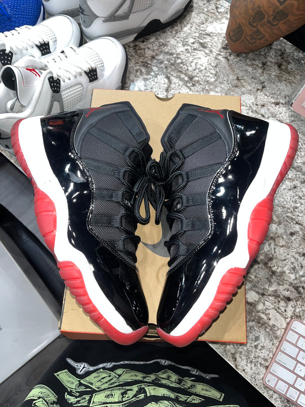 Jordan 11 Retro Playoffs Bred (2019)