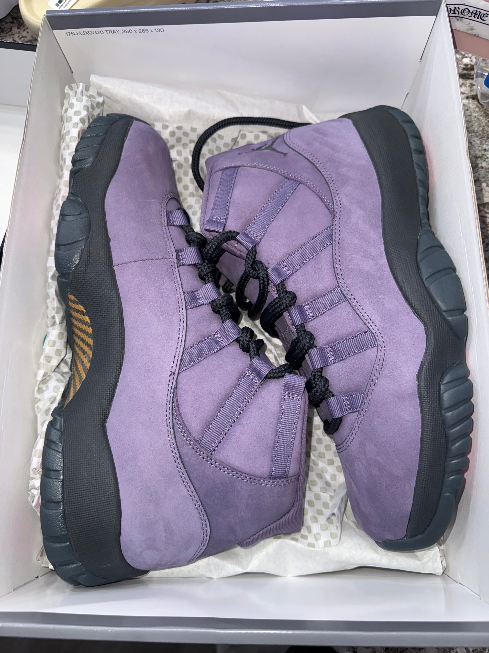 Jordan 11 Retro Mojave