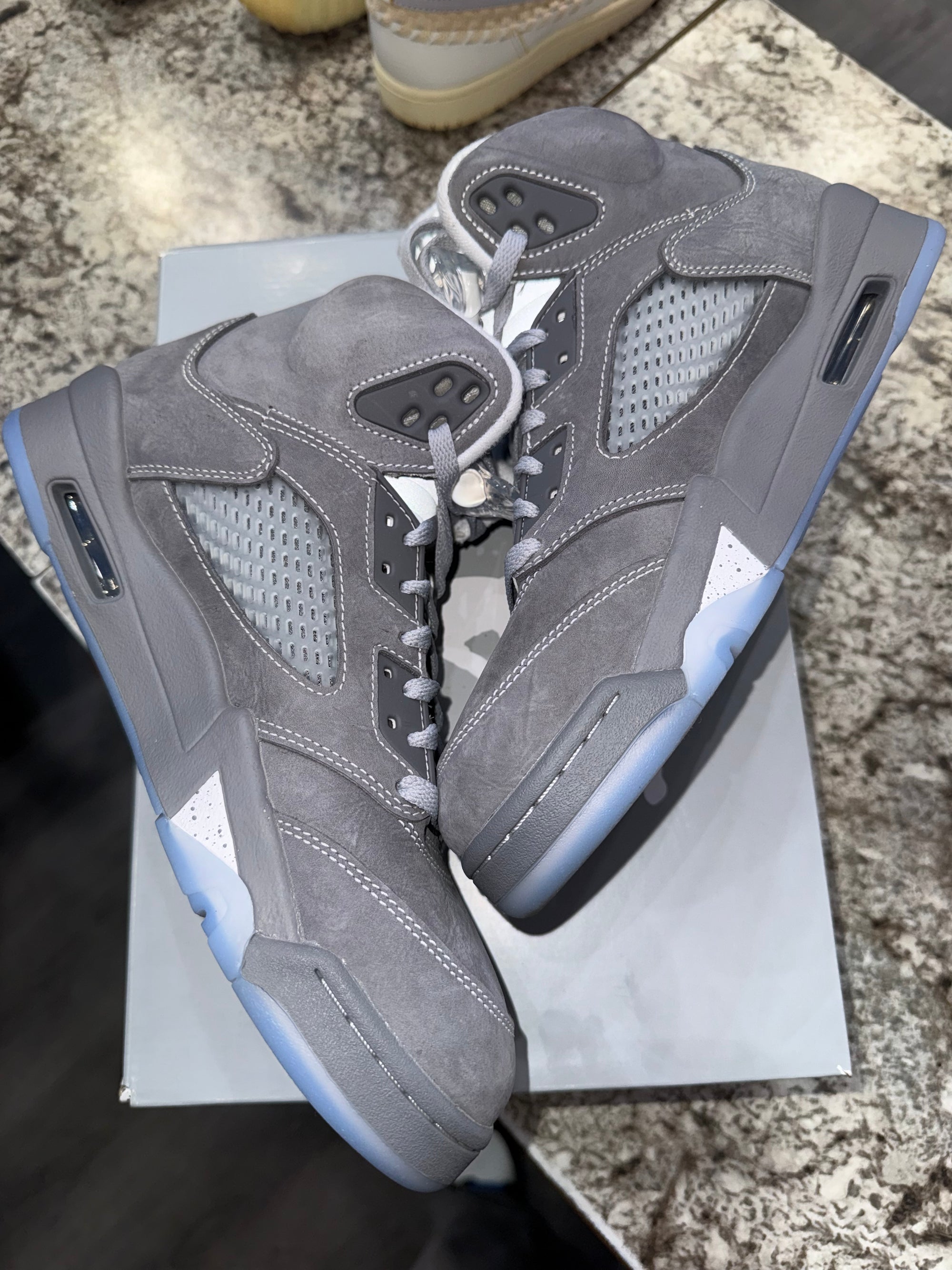 Jordan 5 Retro Wolf Grey (2026)