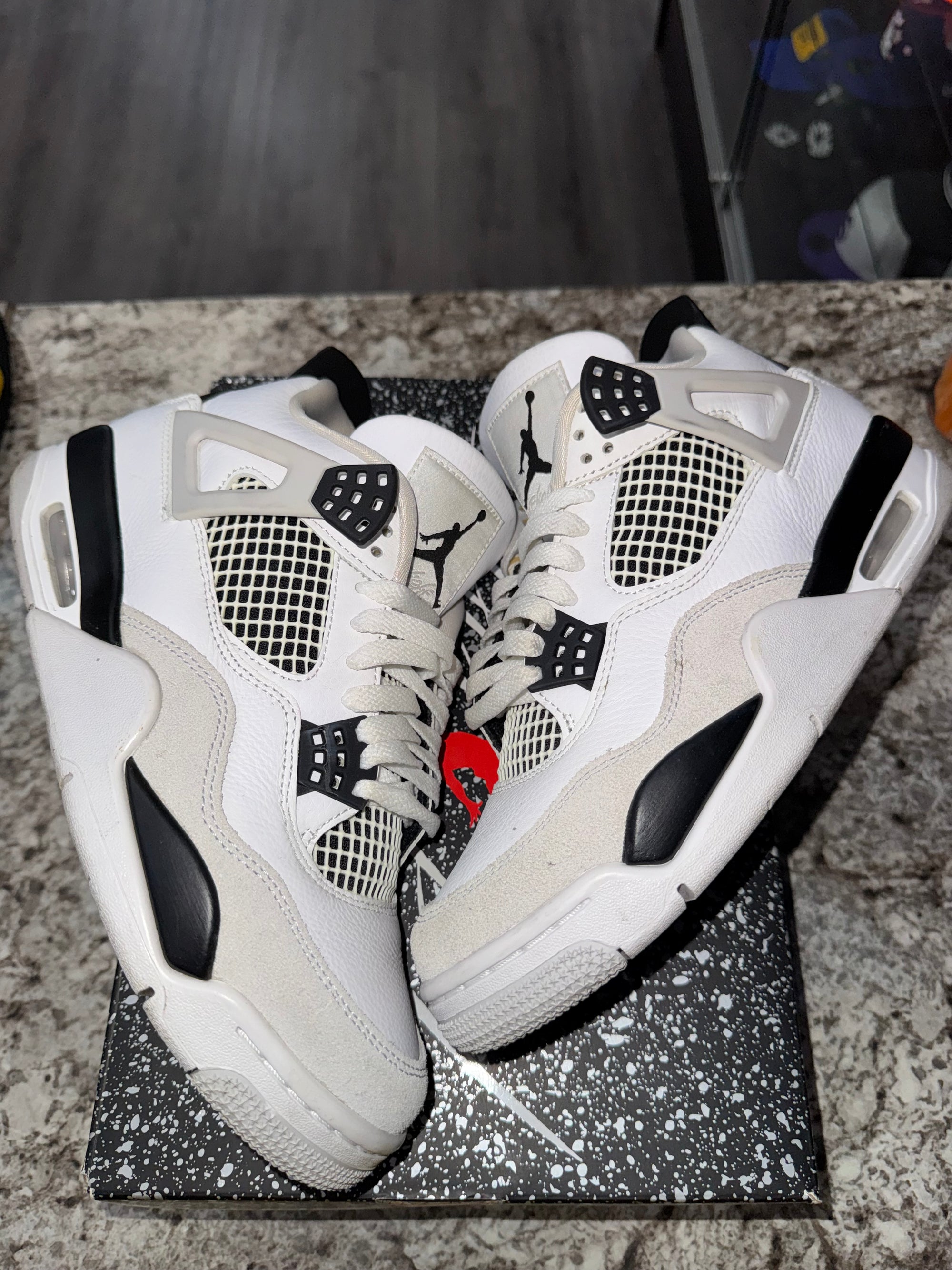 Jordan 4 Retro Military Black