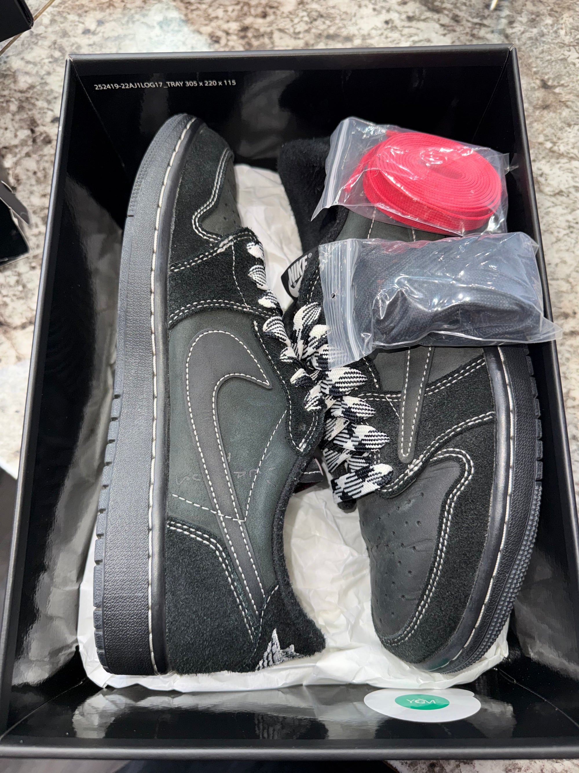 Jordan 1 Retro Low OG SP Travis Scott Black Phantom