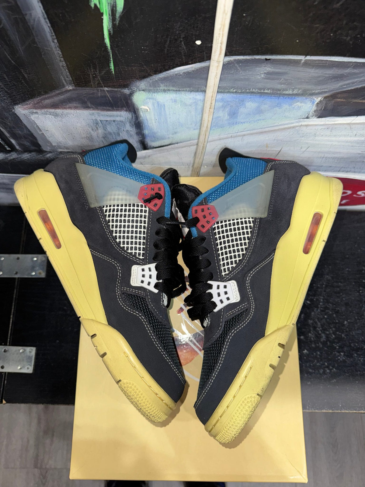 Jordan 4 Retro Union Off Noir
