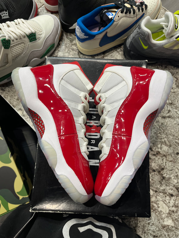 Jordan 11 Retro Cherry (2022)