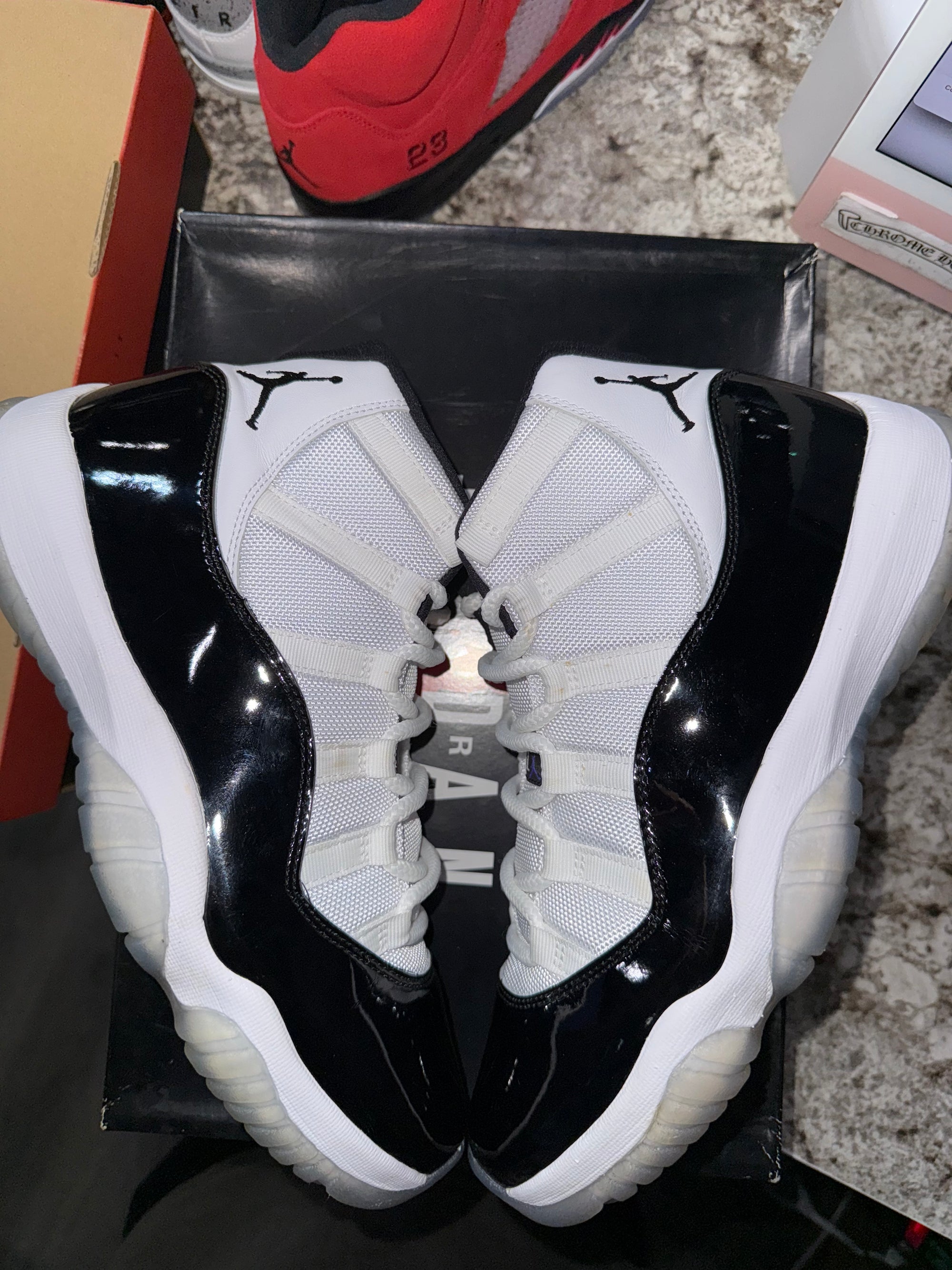 Jordan 11 Retro Concord (2018)