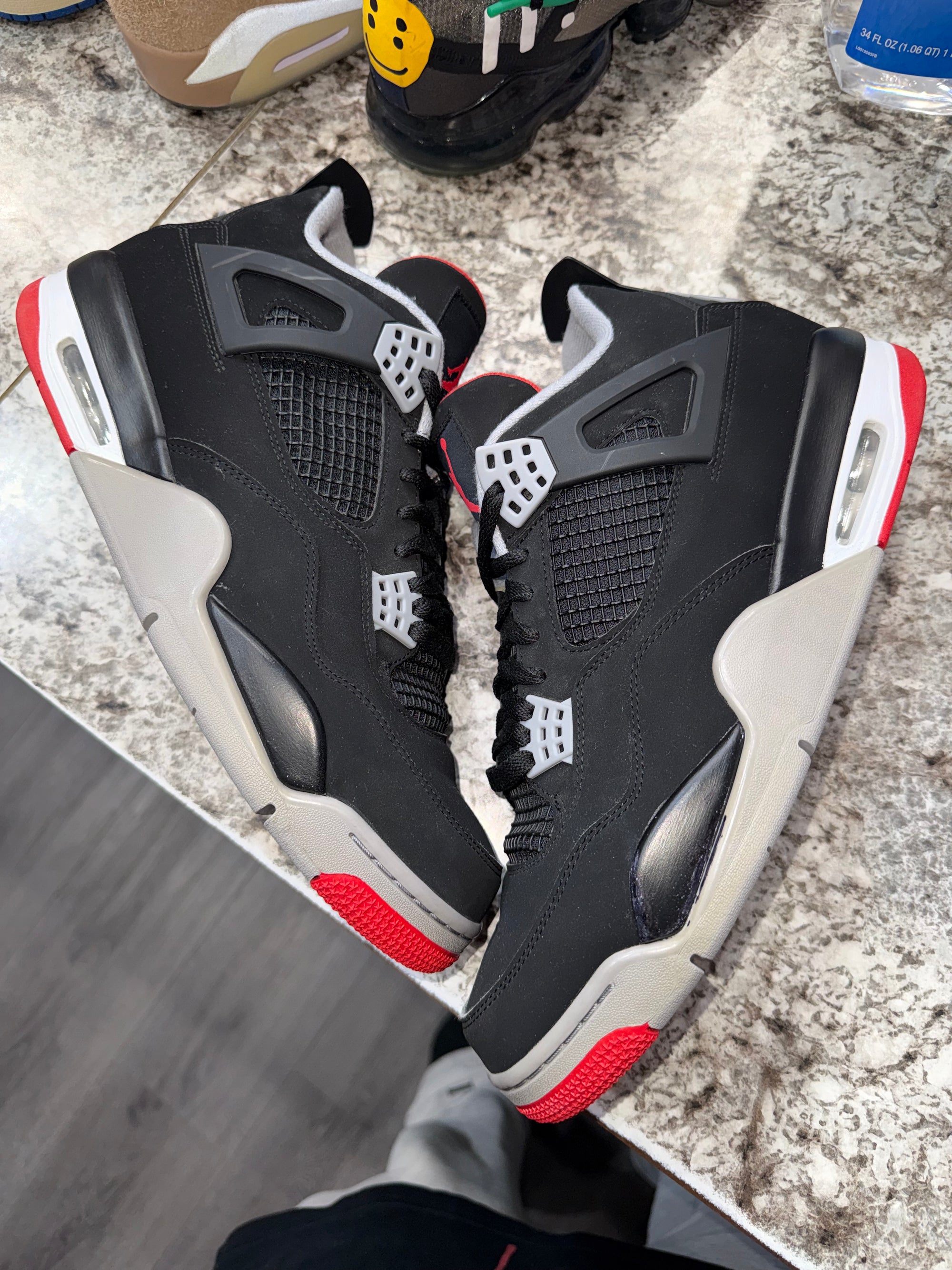 Jordan 4 Retro Bred (2019)