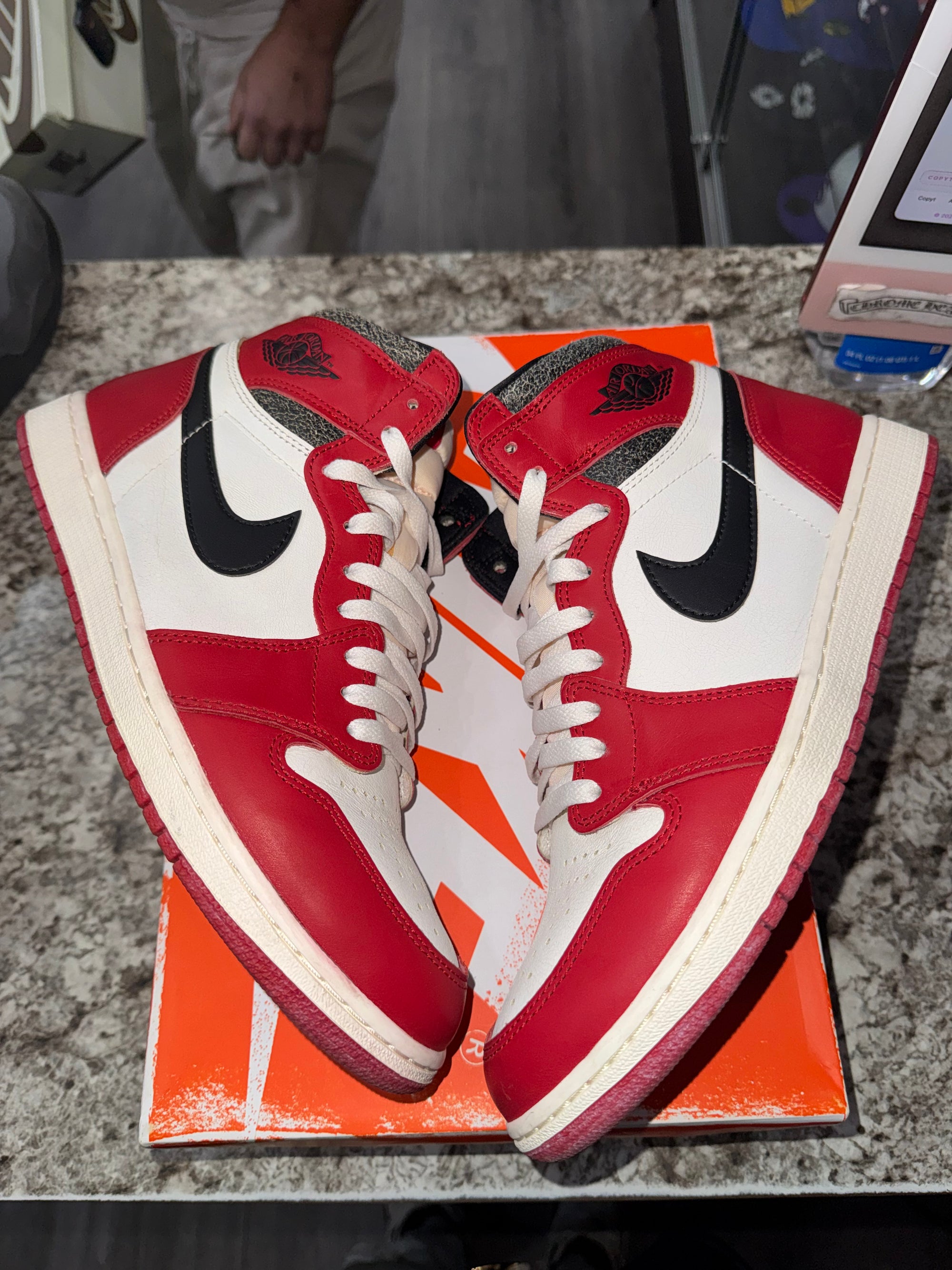 Jordan 1 Retro High OG Chicago Lost and Found