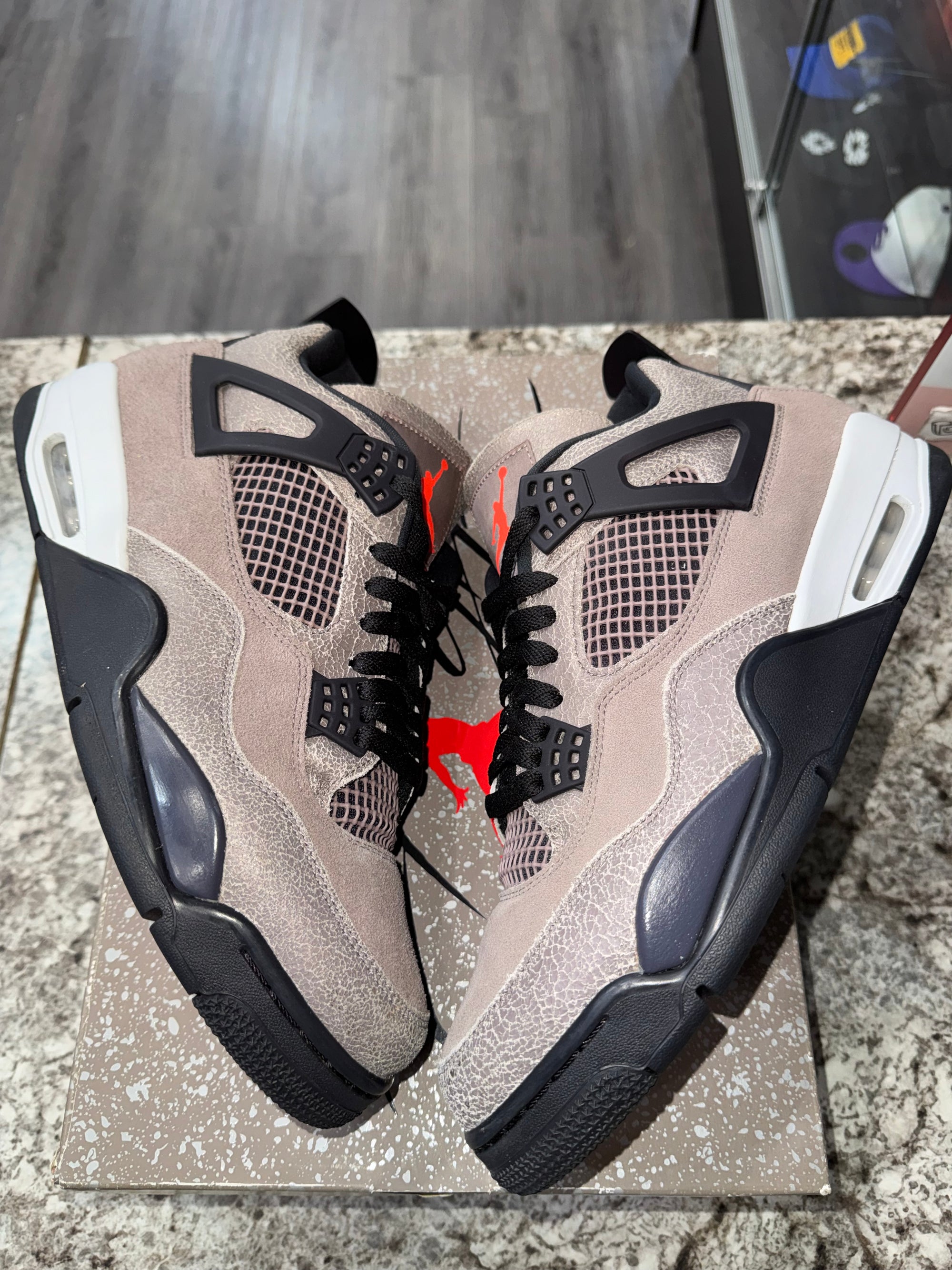 Jordan 4 Retro Taupe Haze