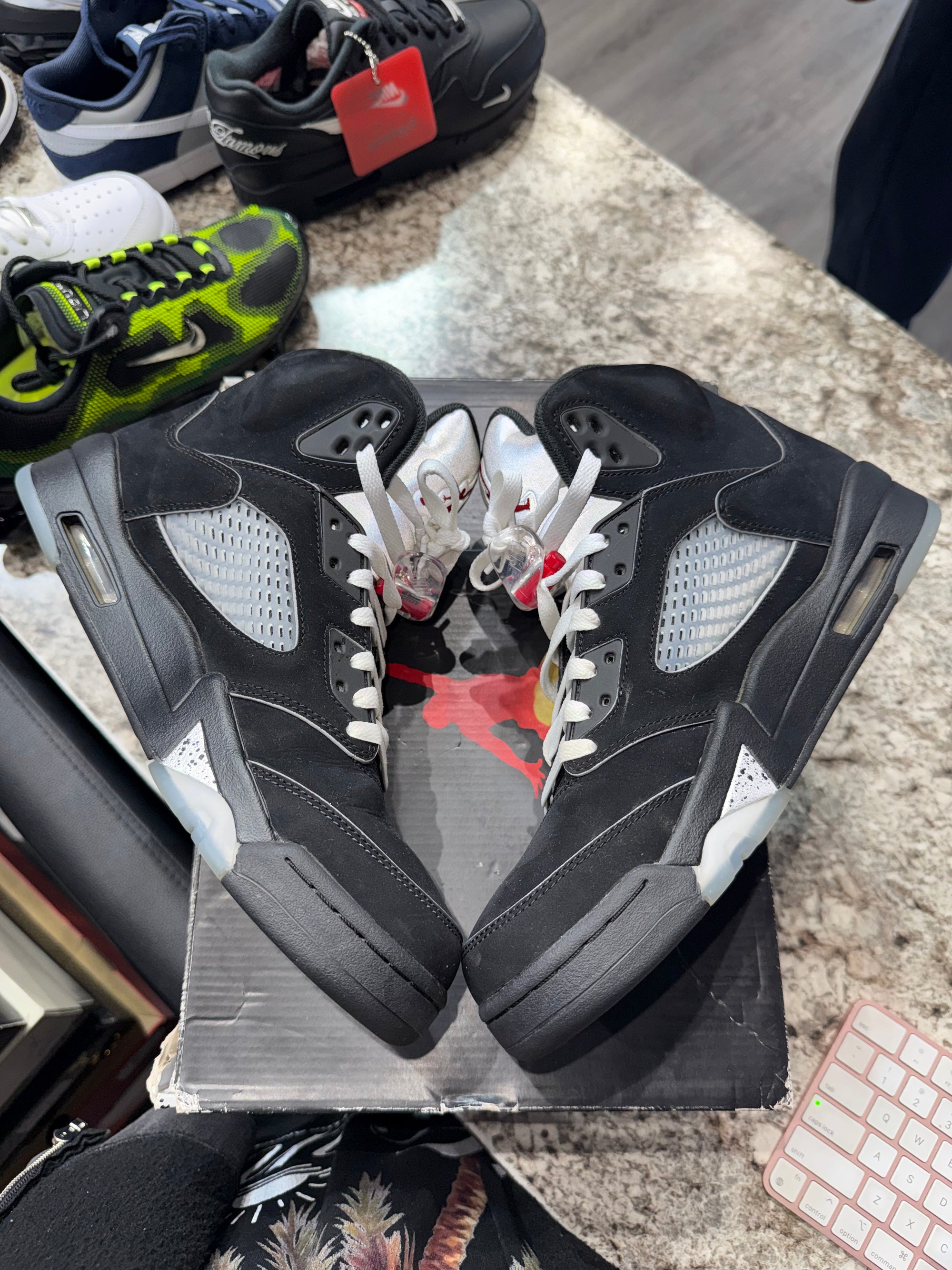 Jordan 5 Retro OG Black Metallic Reimagined