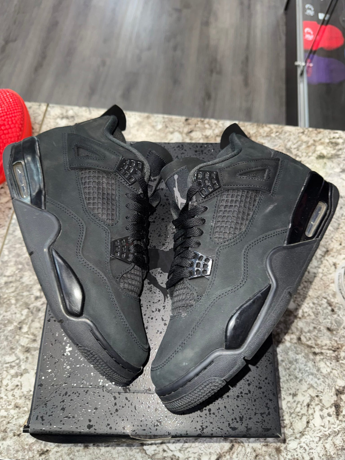 Jordan 4 Retro Black Cat (2025)
