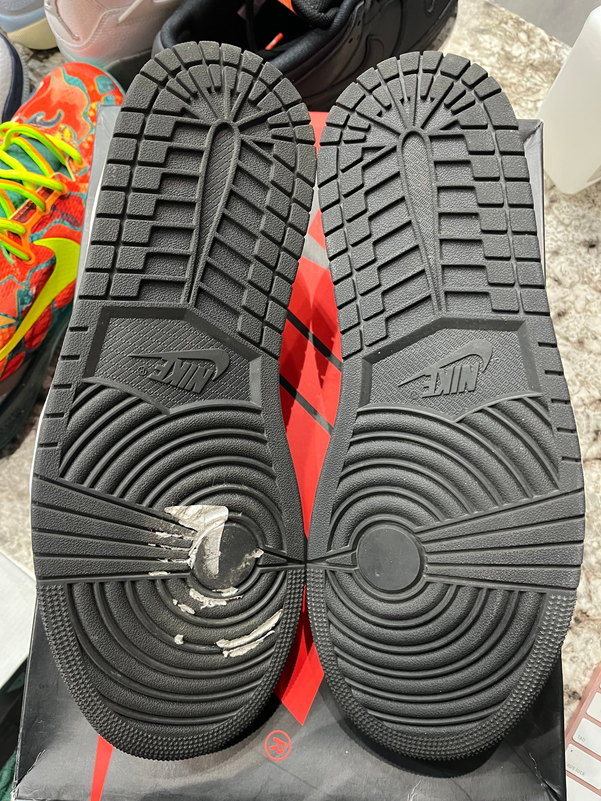 Jordan 1 Low OG Bleached Coral