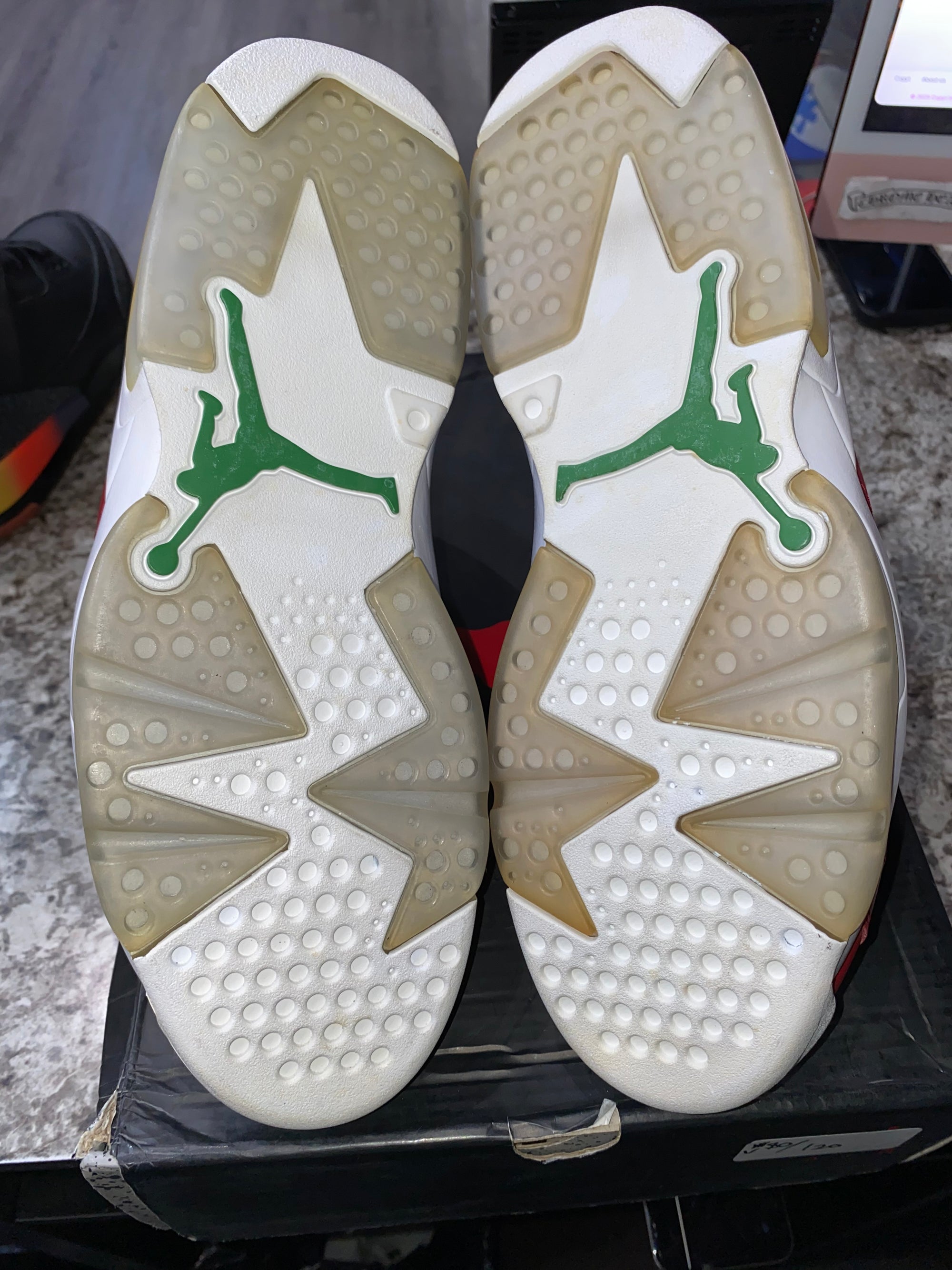 Jordan 6 Retro History of Jordan (Spiz'ike) (DAMAGED BOX)