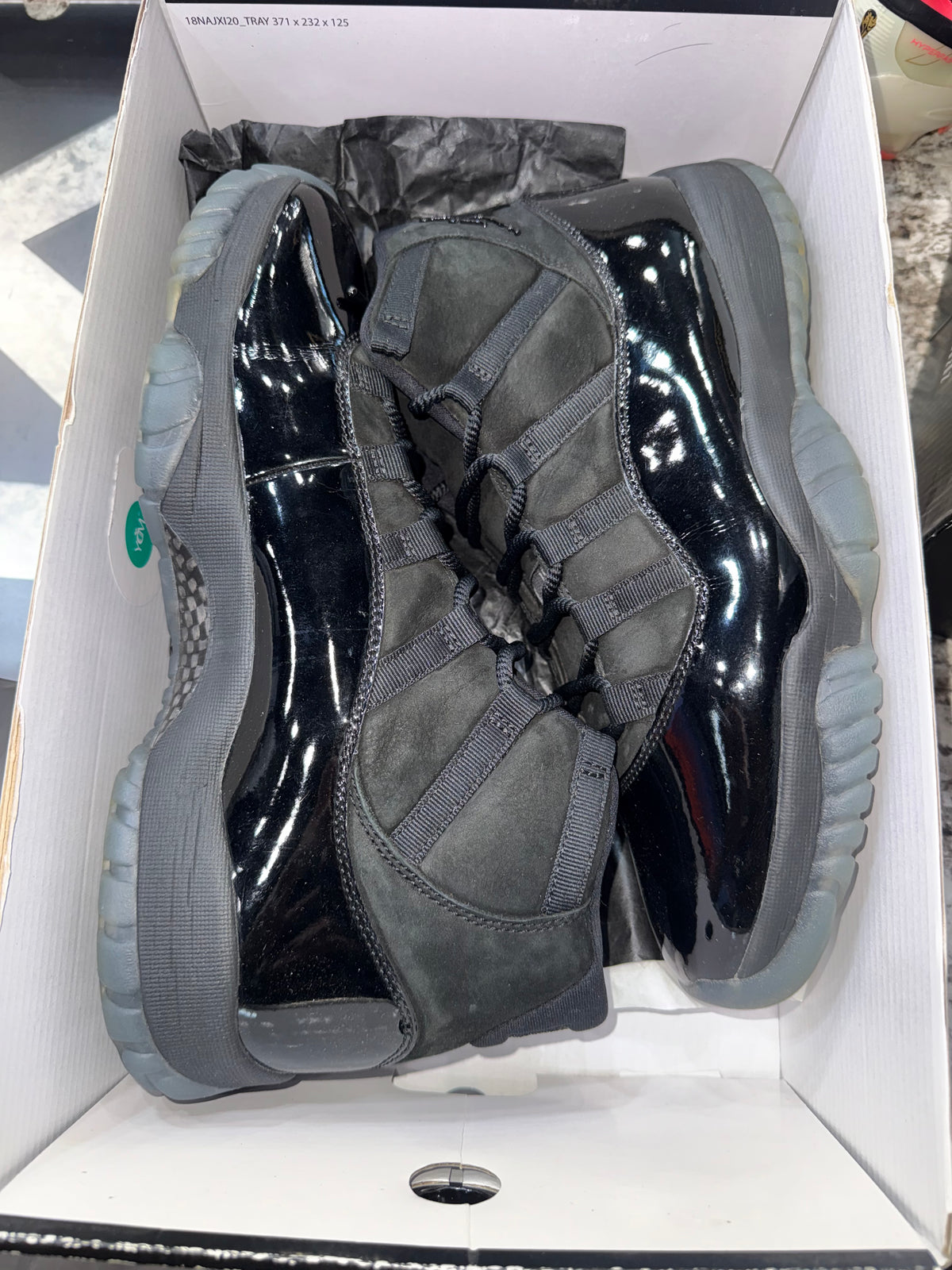 Jordan 11 Retro Cap and Gown