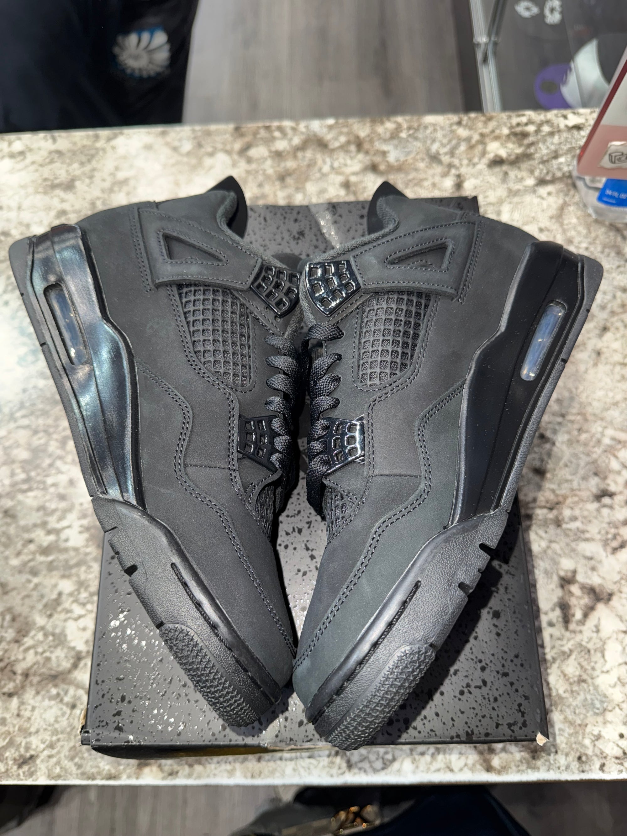 Jordan 4 Retro Black Cat (2025)