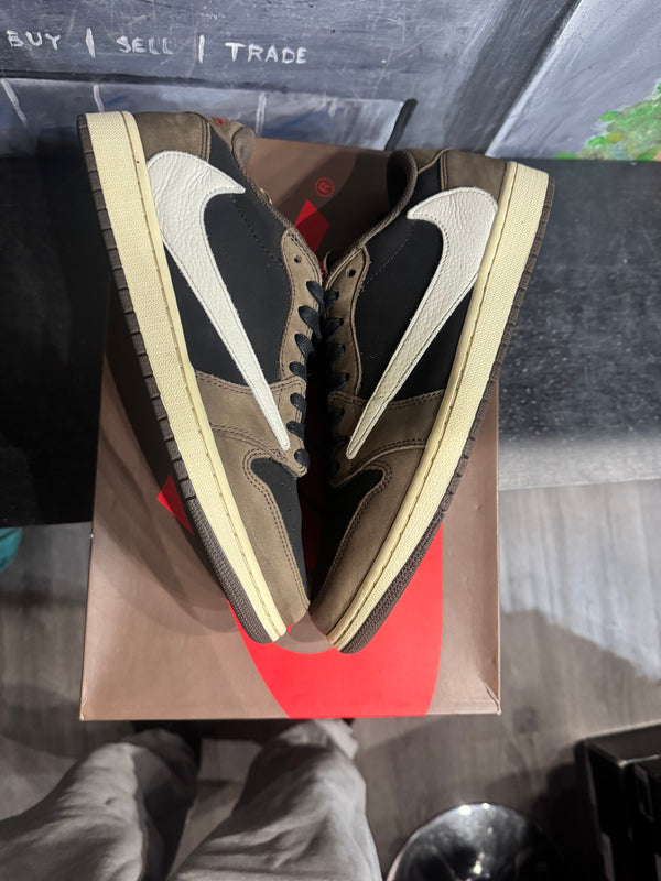 Jordan 1 Retro Low OG SP Travis Scott Mocha