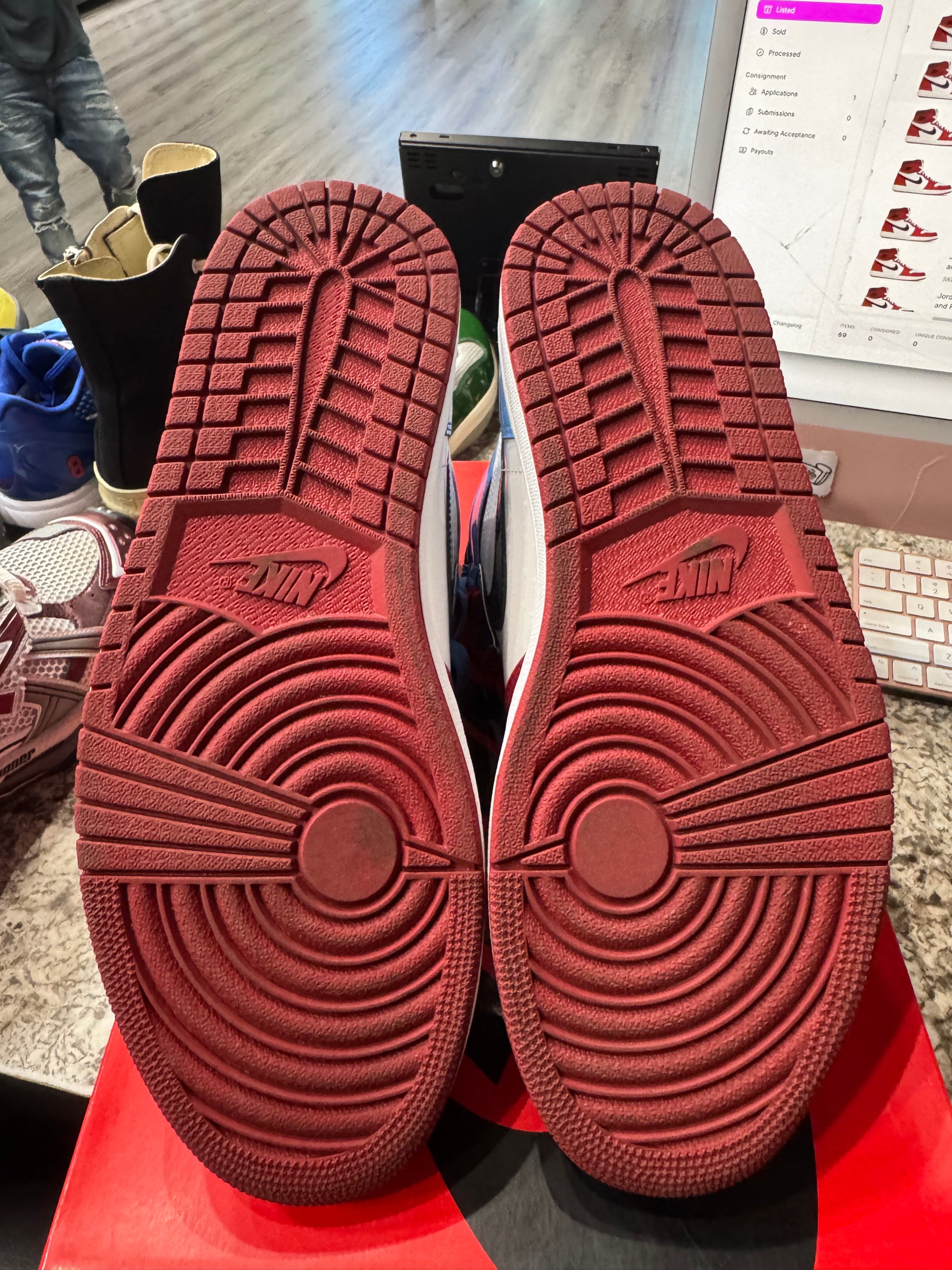 Jordan 1 Retro High Fearless UNC Chicago