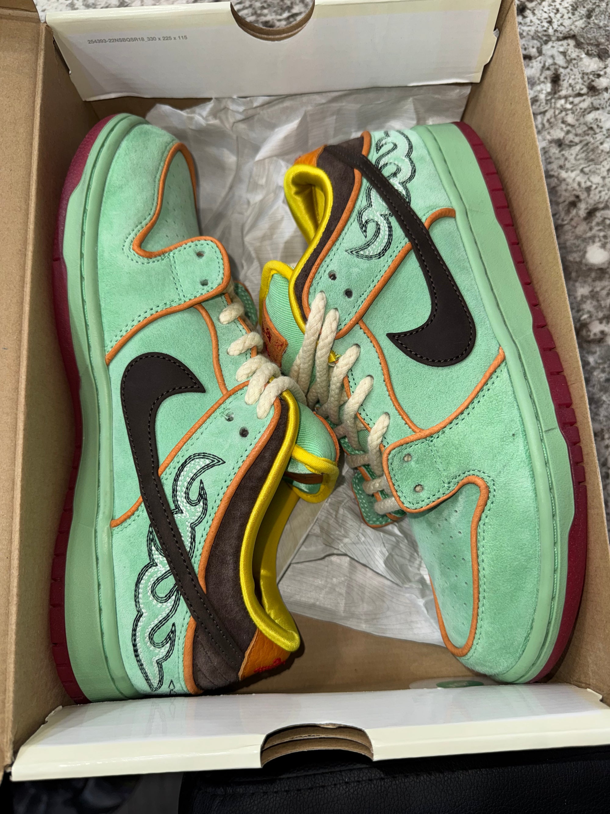 Nike SB Dunk Low Rodeo Tourmaline