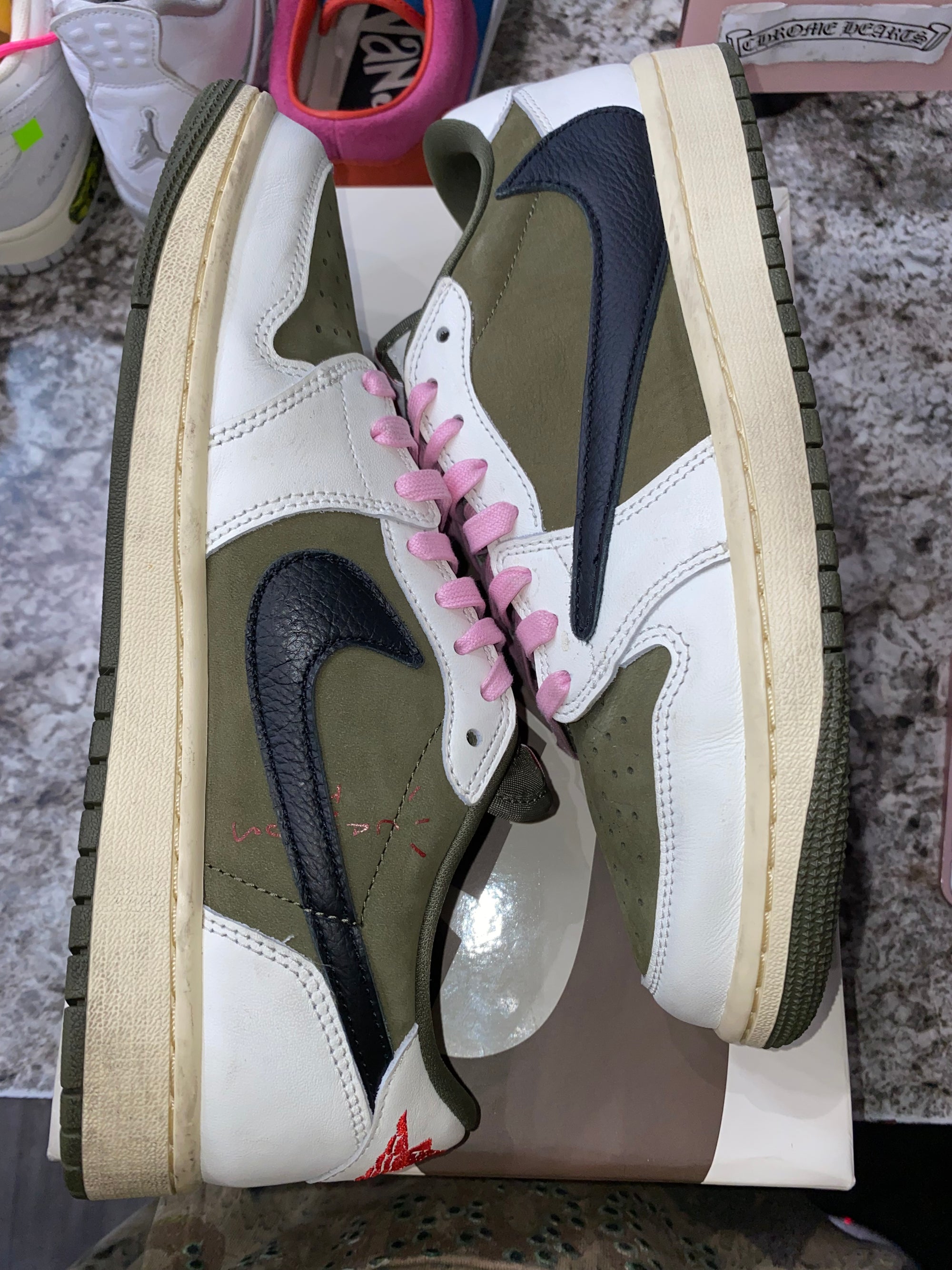 Jordan 1 Retro Low OG SP Travis Scott Medium Olive
