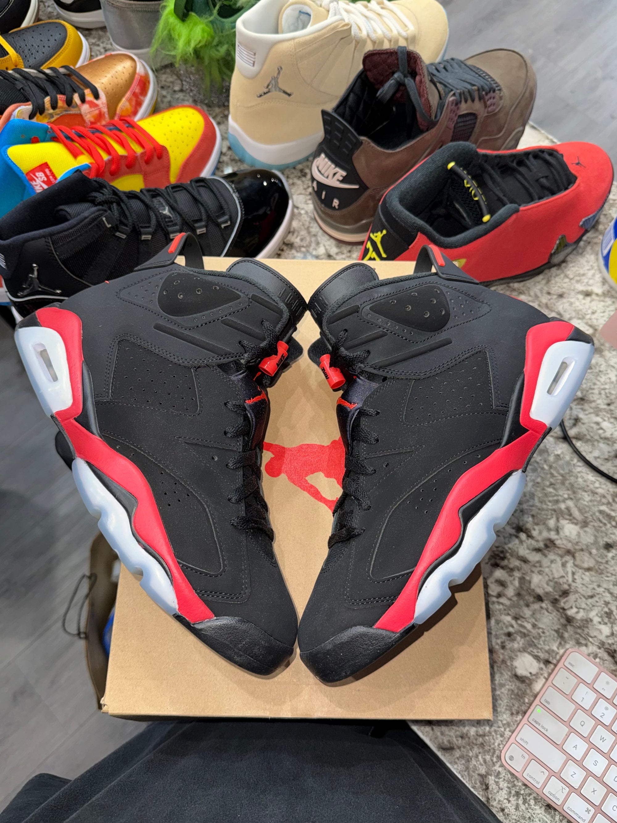Jordan 6 Retro Infrared Salesman
