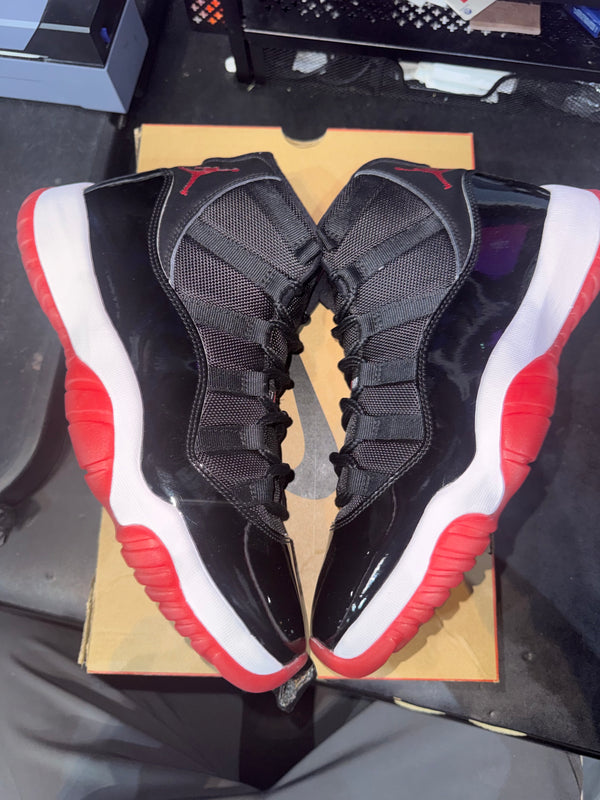 Jordan 11 Retro Playoffs Bred (2019) (DAMAGED BOX)