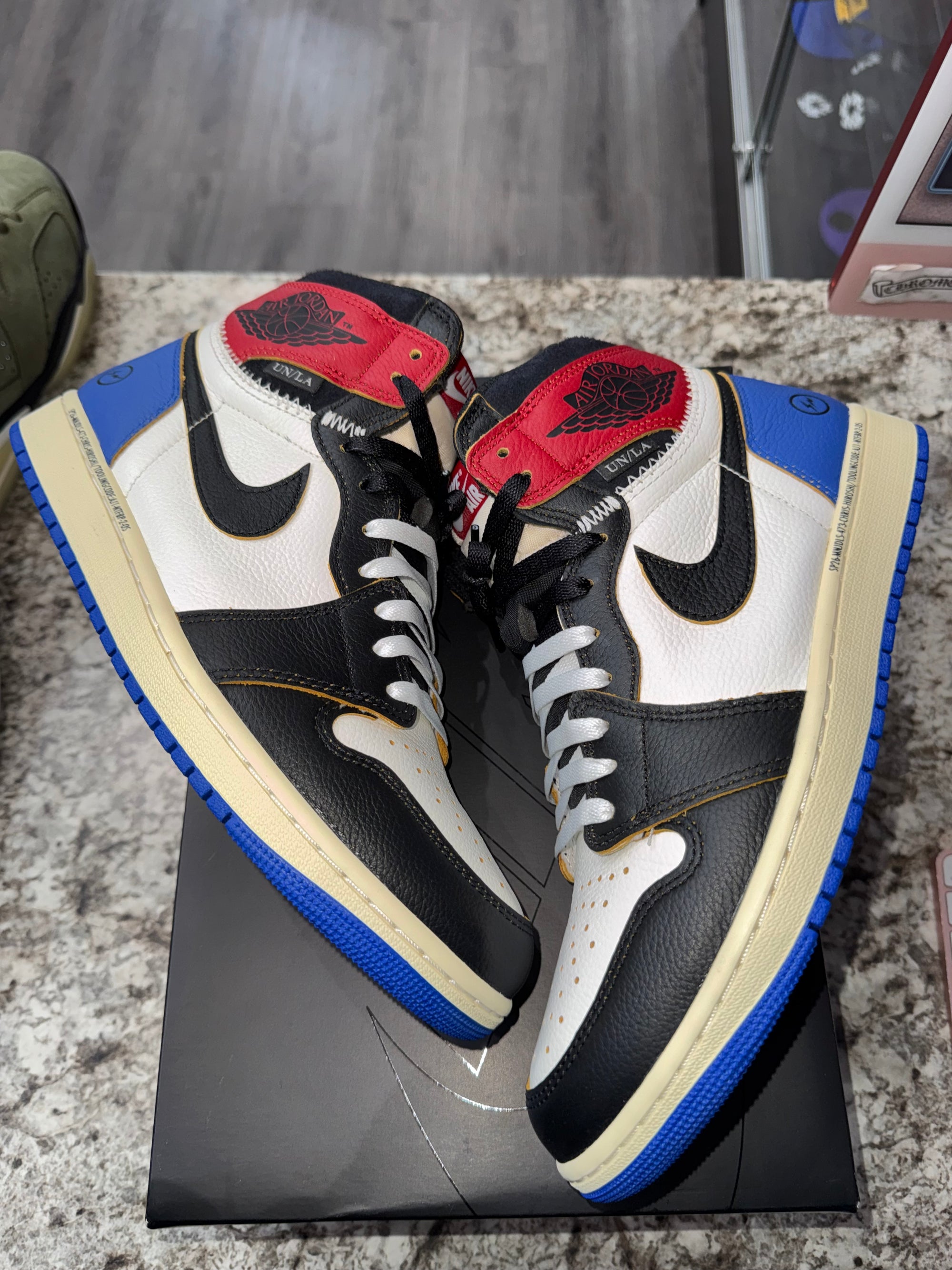 Jordan 1 Retro High OG SP Fragment x Union LA Varsity Red Sport Royal