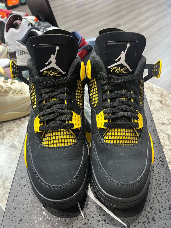 Jordan 4 Retro Thunder (2023)