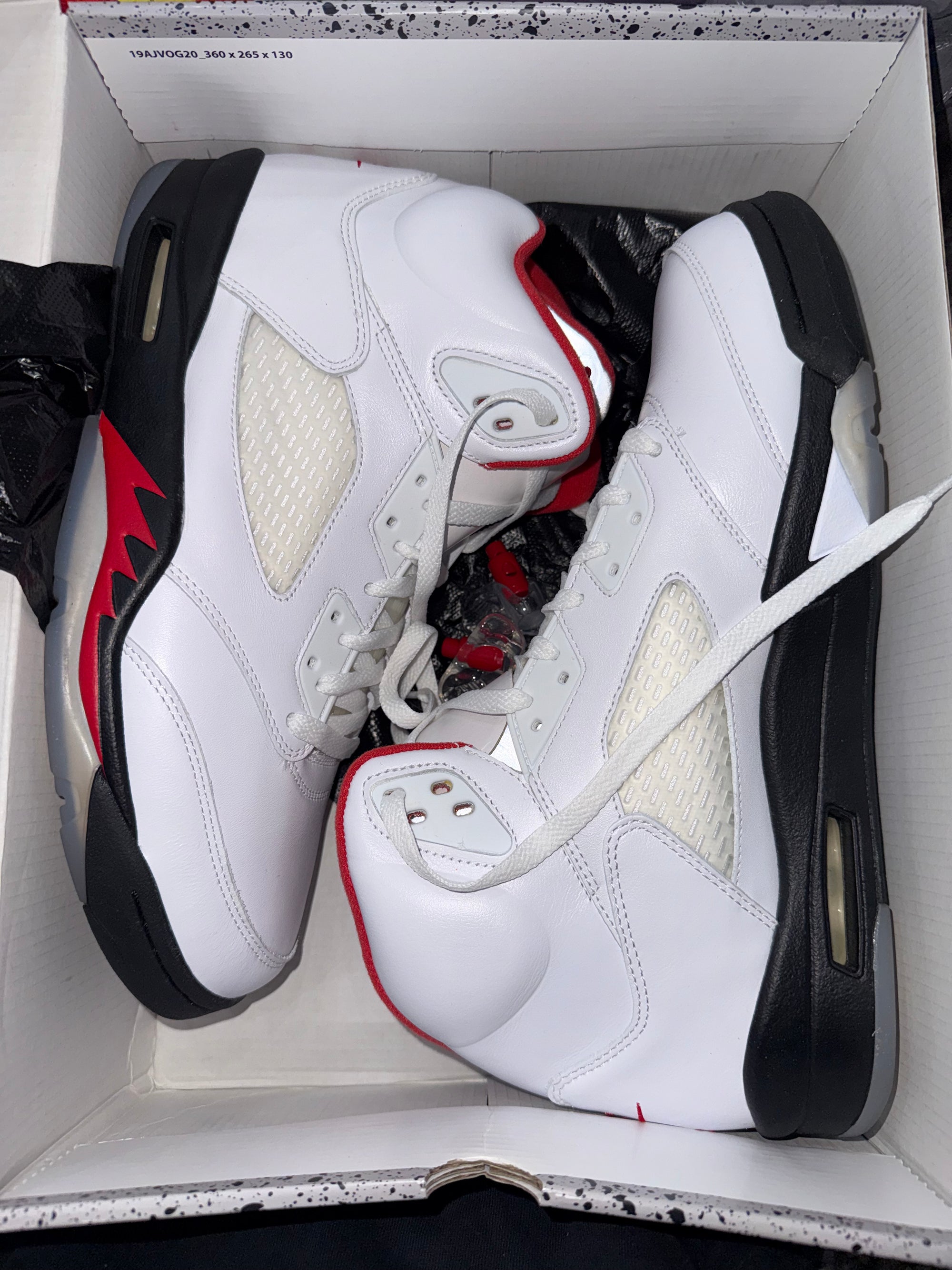 Jordan 5 Retro Fire Red Silver Tongue (2020)