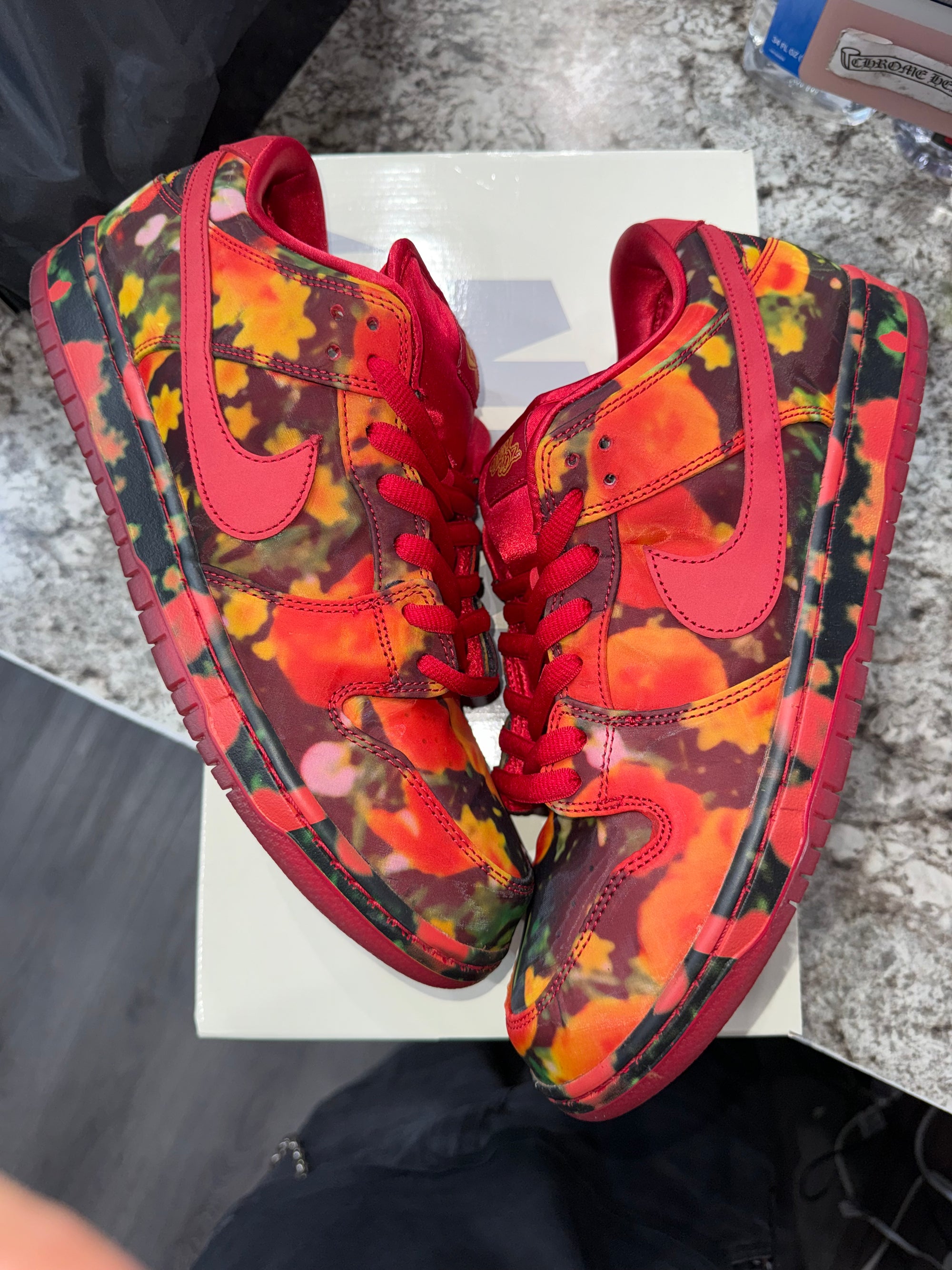 Nike SB Dunk Low The Wizard of Oz Poppy Field