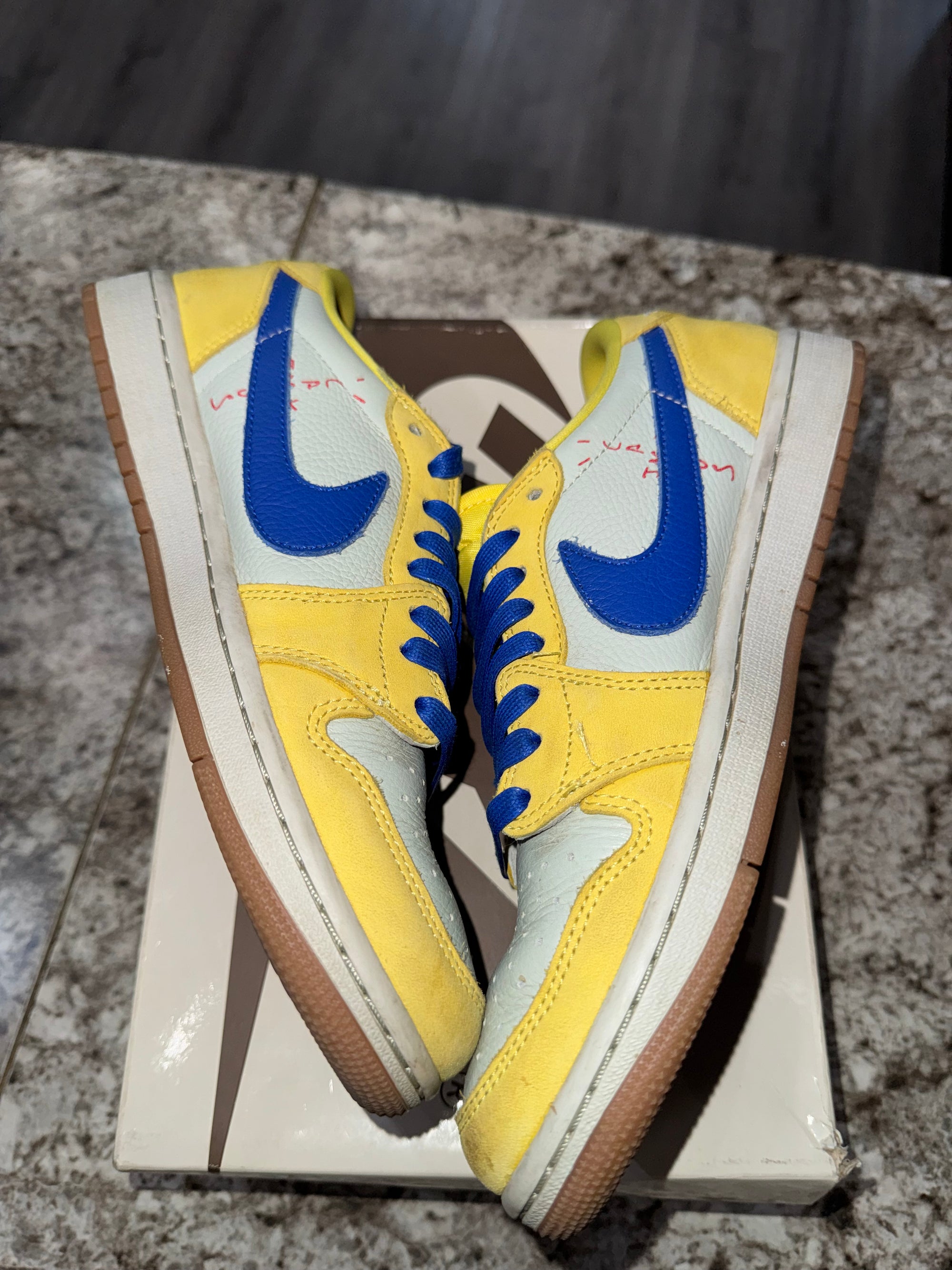 Jordan 1 Retro Low OG SP Travis Scott Canary (Women's)