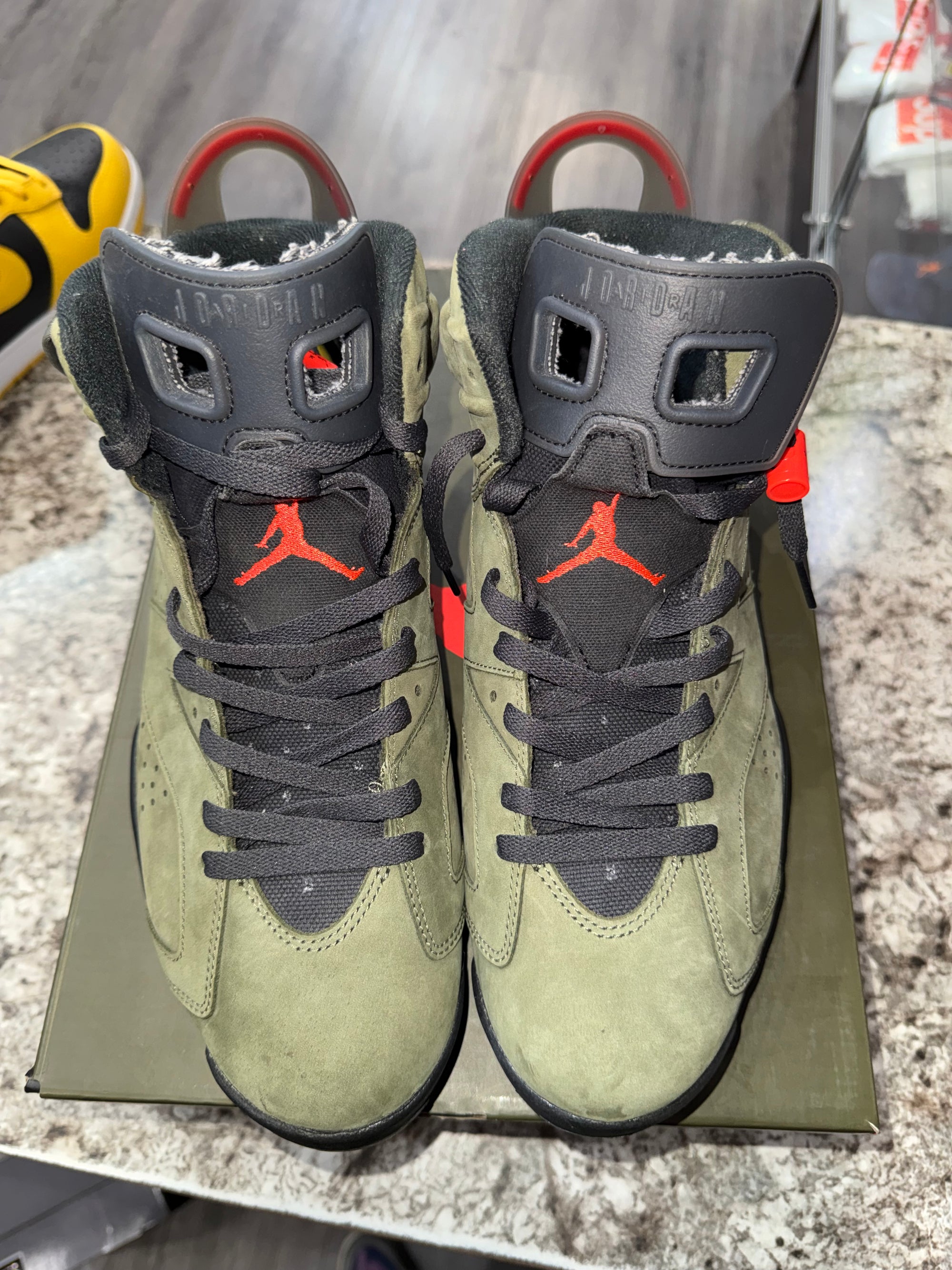 Jordan 6 Retro Travis Scott