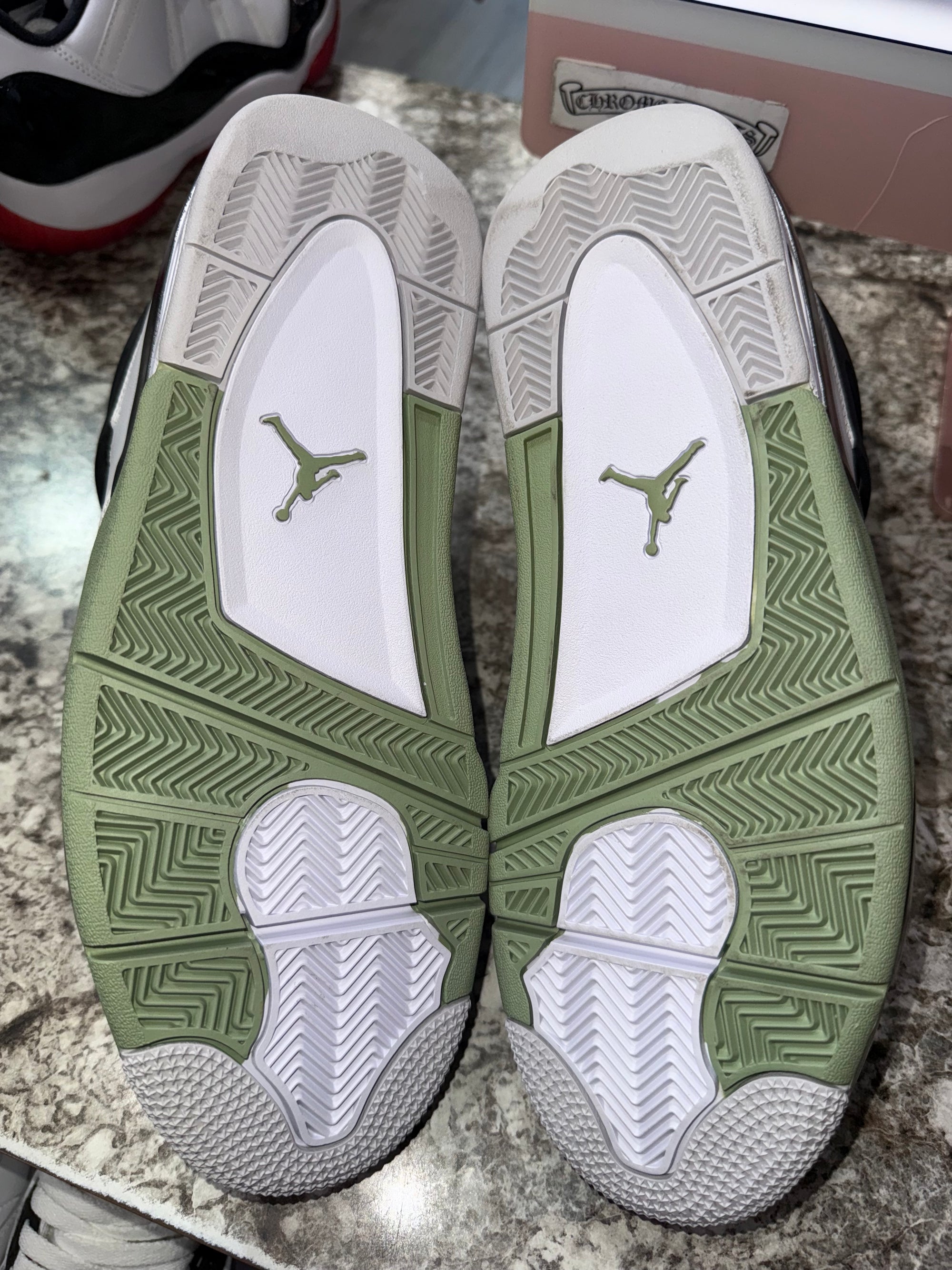 Jordan 4 Retro Seafoam (Women's) (NO BOX)