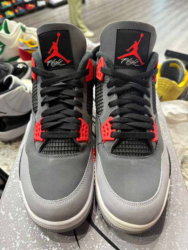 Jordan 4 Retro Infrared (DAMAGED BOX)