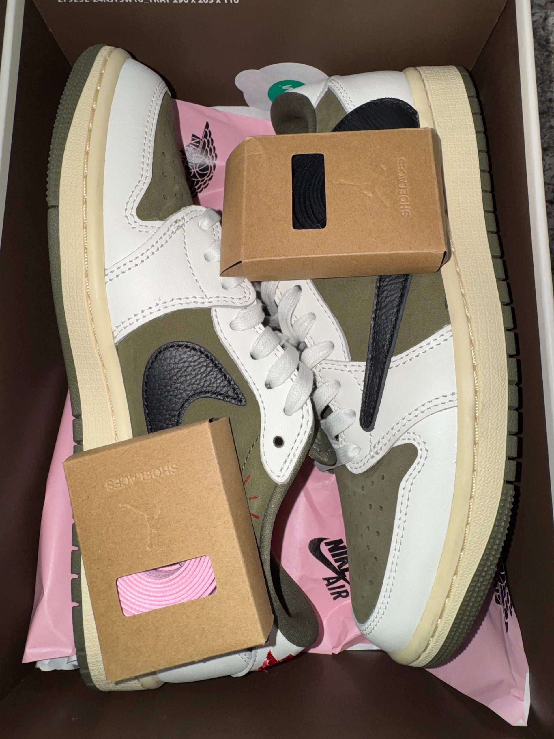Jordan 1 Retro Low OG SP Travis Scott Medium Olive