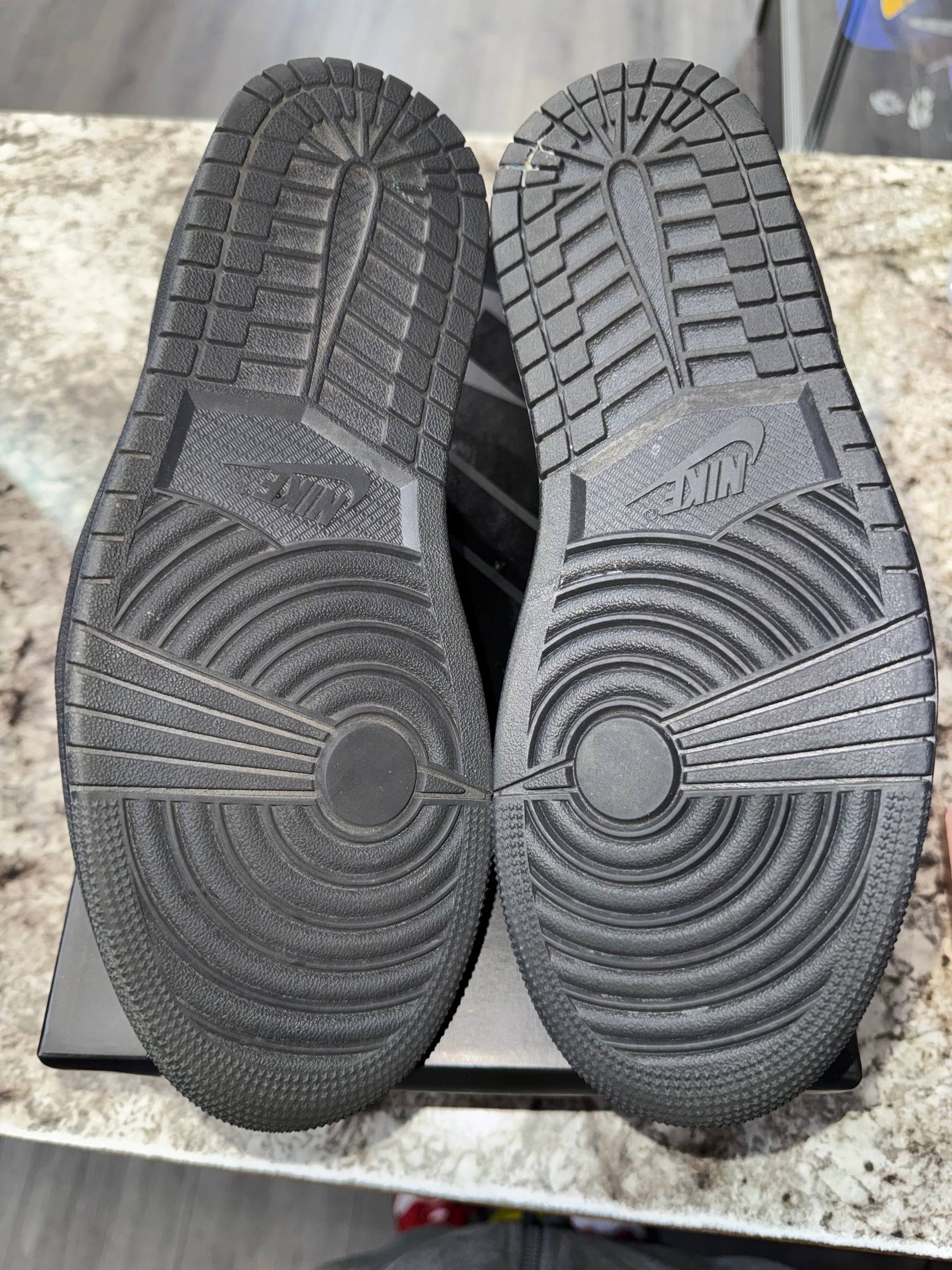 Jordan 1 Retro Low OG SP Travis Scott Black Phantom