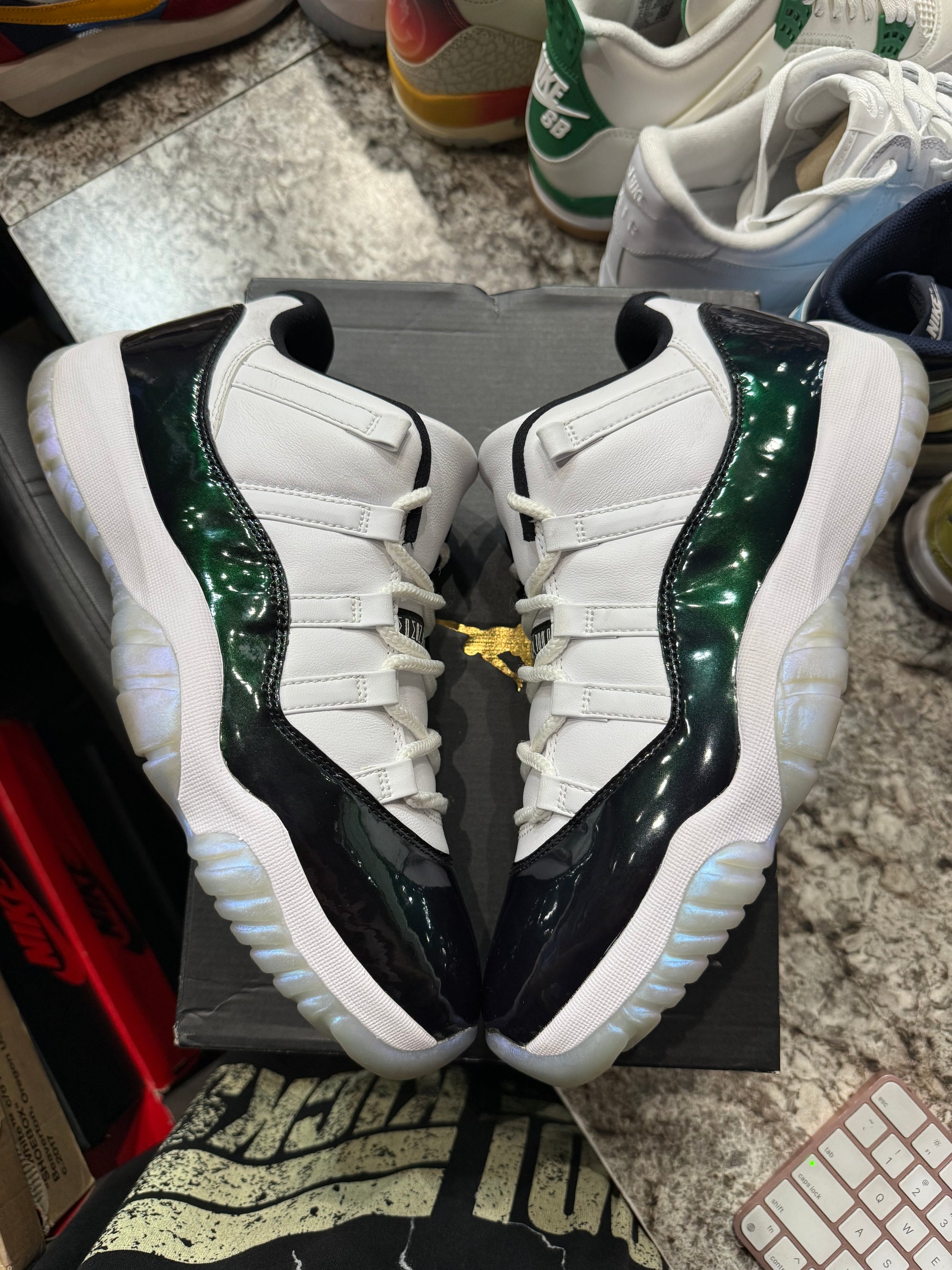 Jordan 11 Retro Low Iridescent
