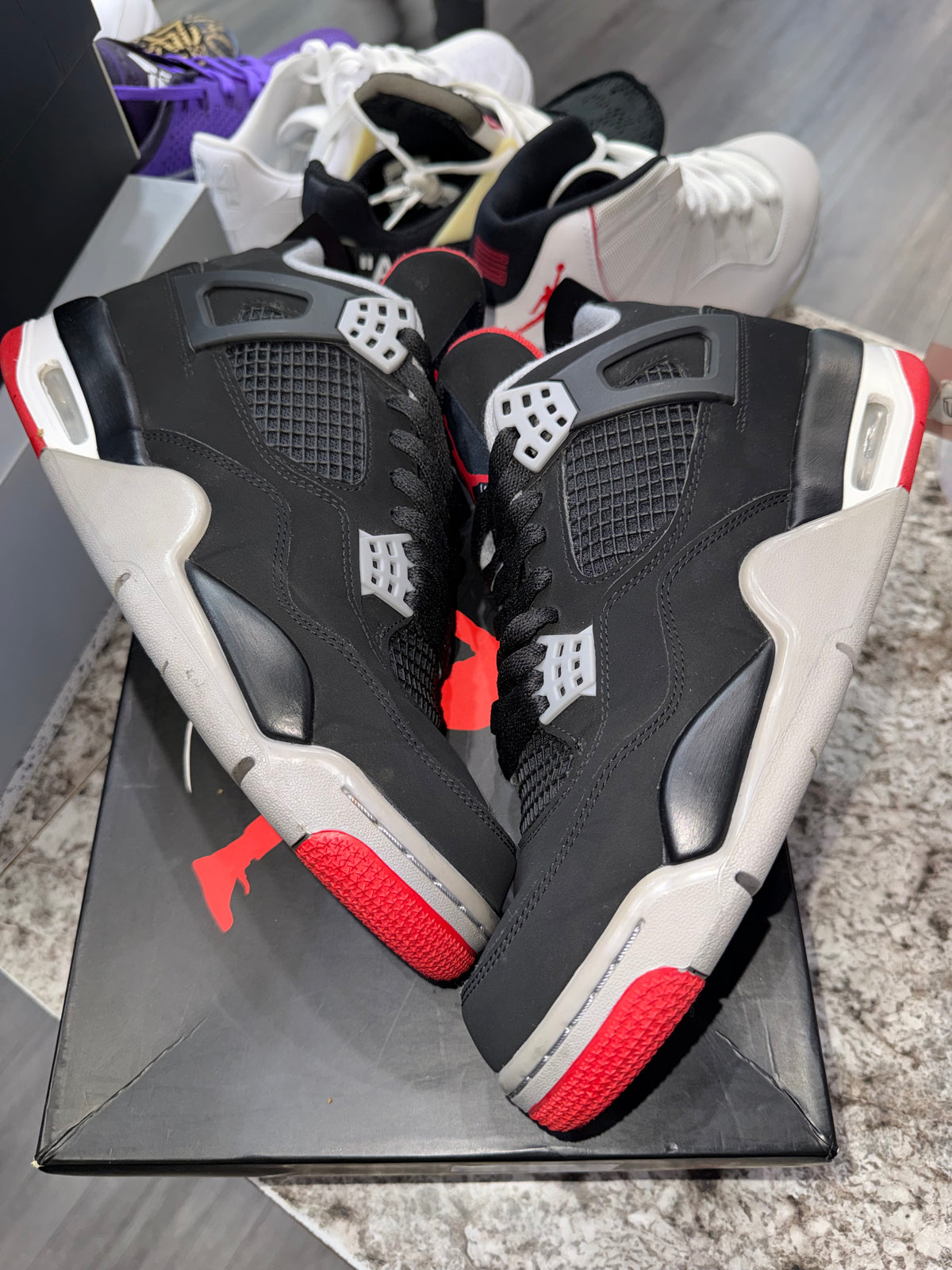 Jordan 4 Retro Bred (2019)