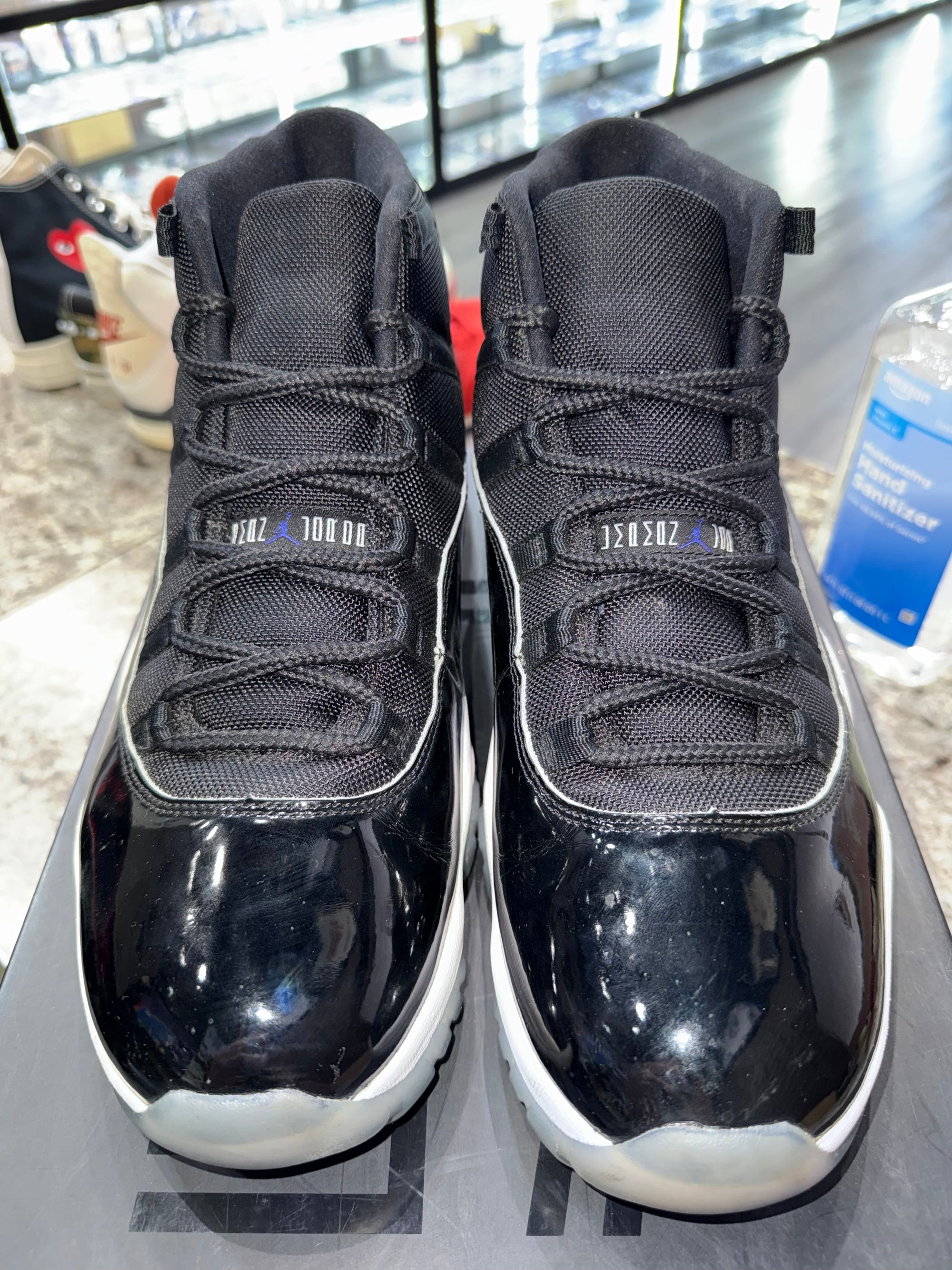 Jordan 11 Retro Space Jam (2016)