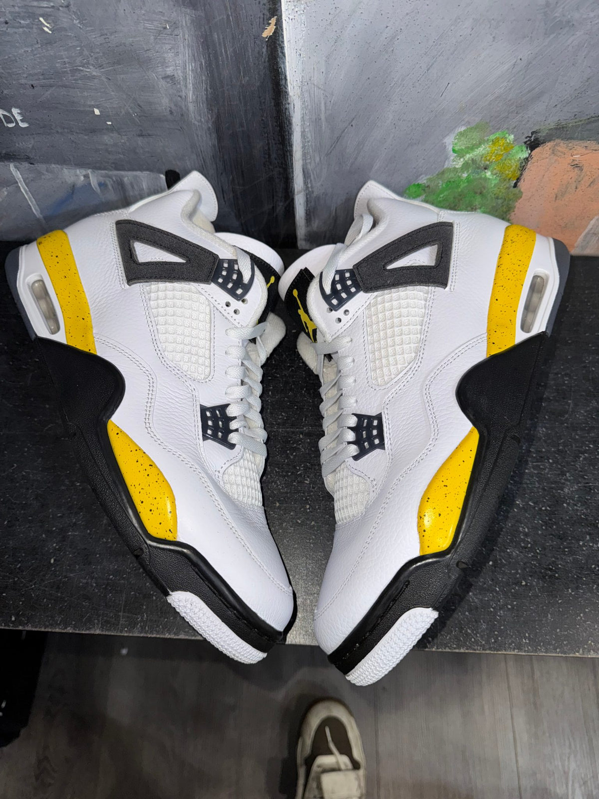 Jordan 4 Retro Rare Air Tour Yellow (2026)