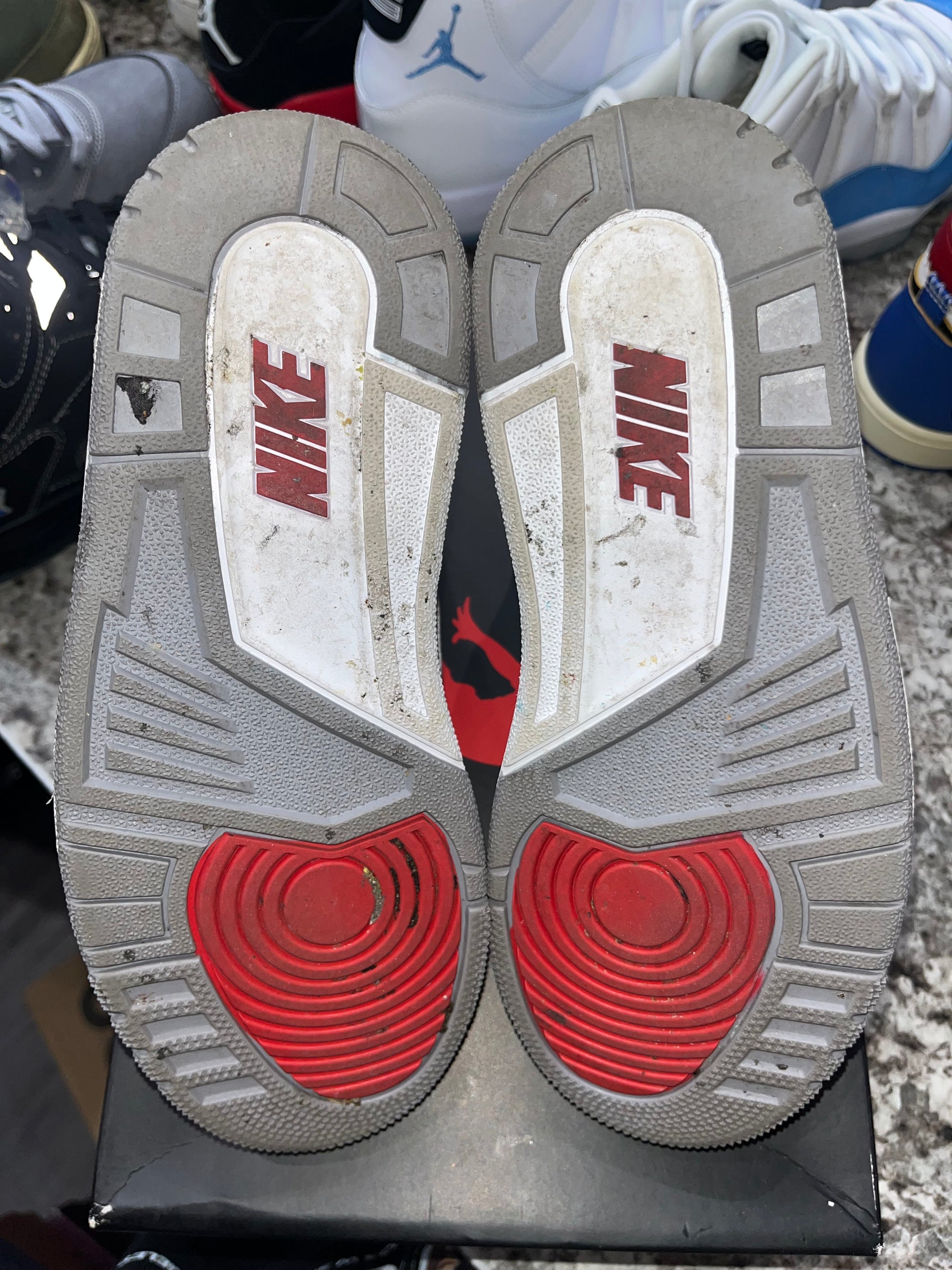 Jordan 3 Retro Fire Red (2022)